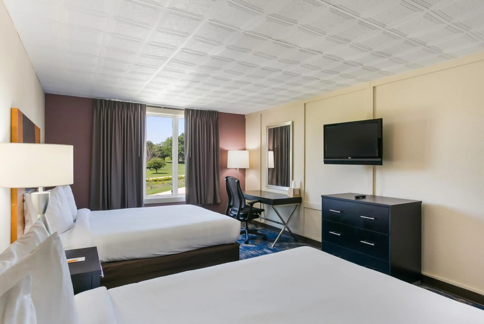 Eisenhower Hotel & Conference Center