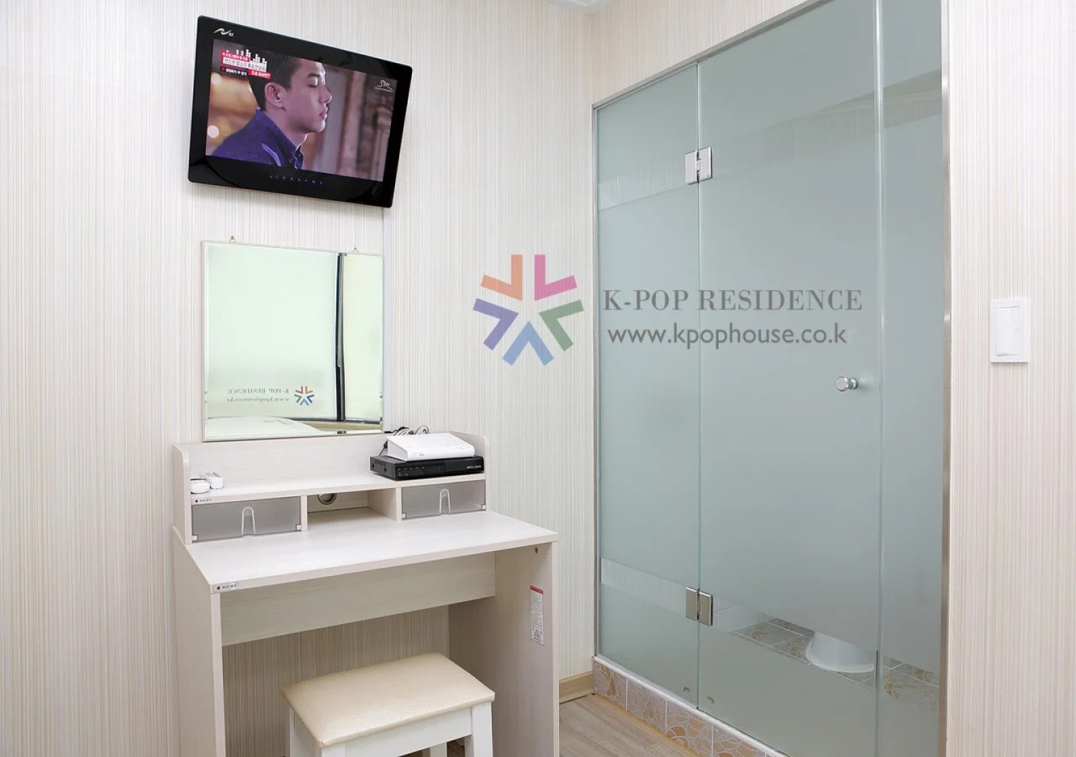 K Pop Residence II