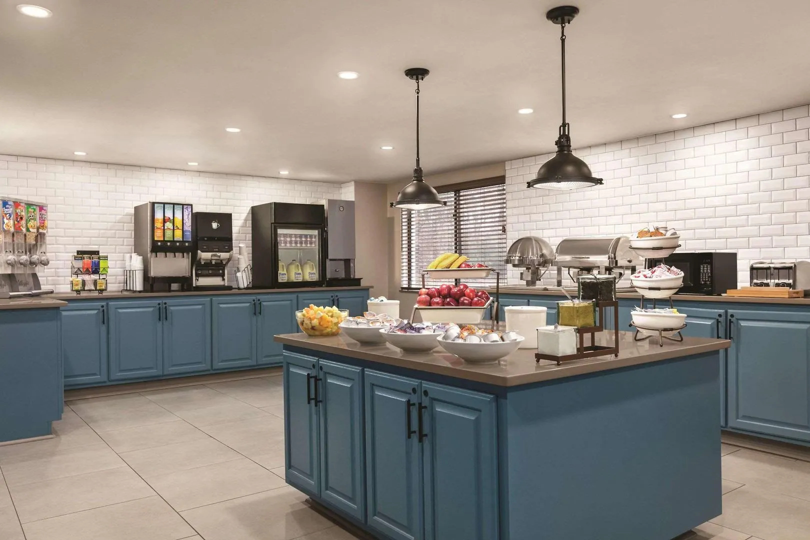 Country Inn & Suites by Radisson, Williamsburg East (Busch Gardens), VA