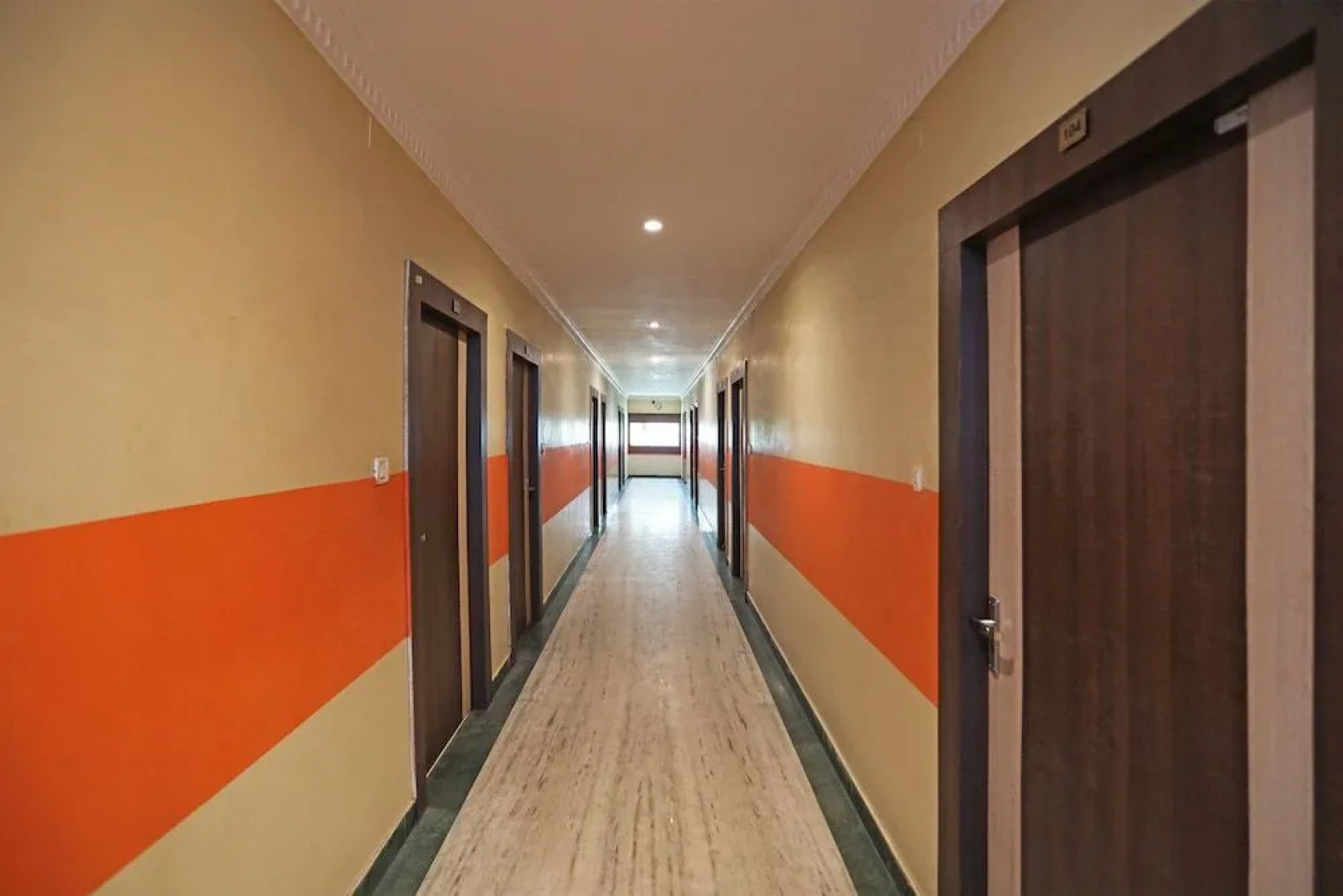 OYO 29689 Hotel Pramod