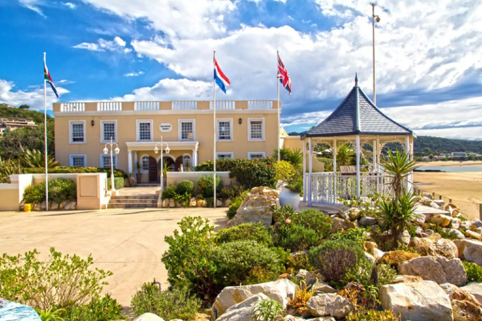 Milkwood Manor on Sea