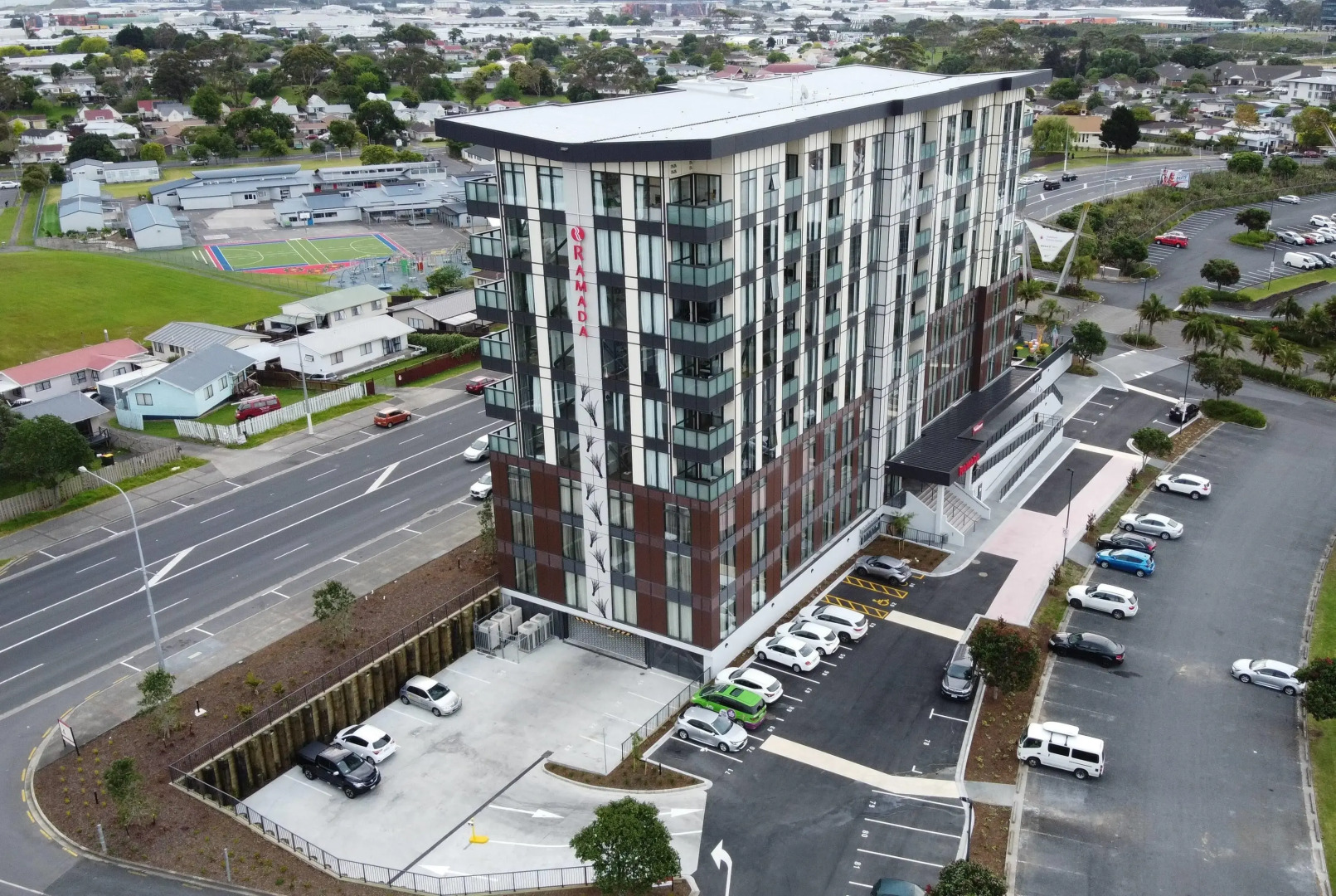 Ramada Suites by Wyndham Auckland Manukau Pacific Centre