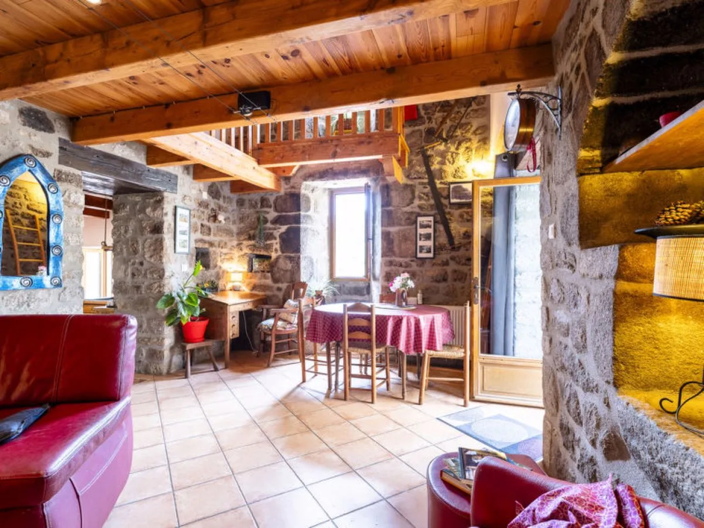 Holiday Home Le Rouge Borne (LVS110)