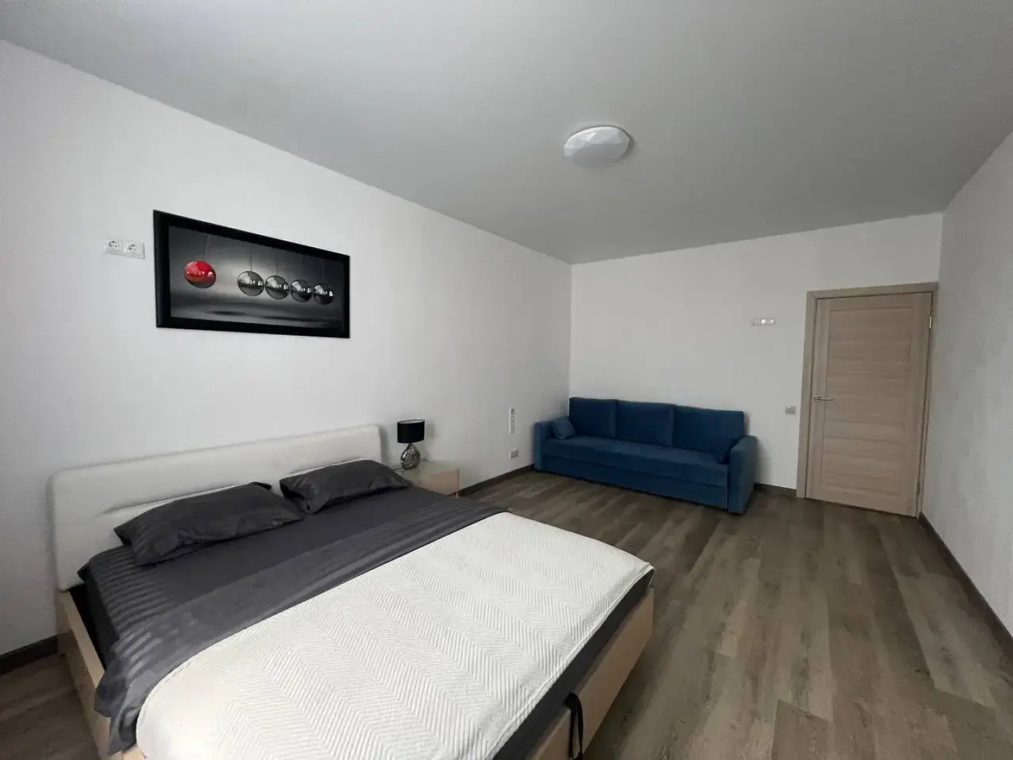 Квартира AlexHome РП Свердловский Строителей 9