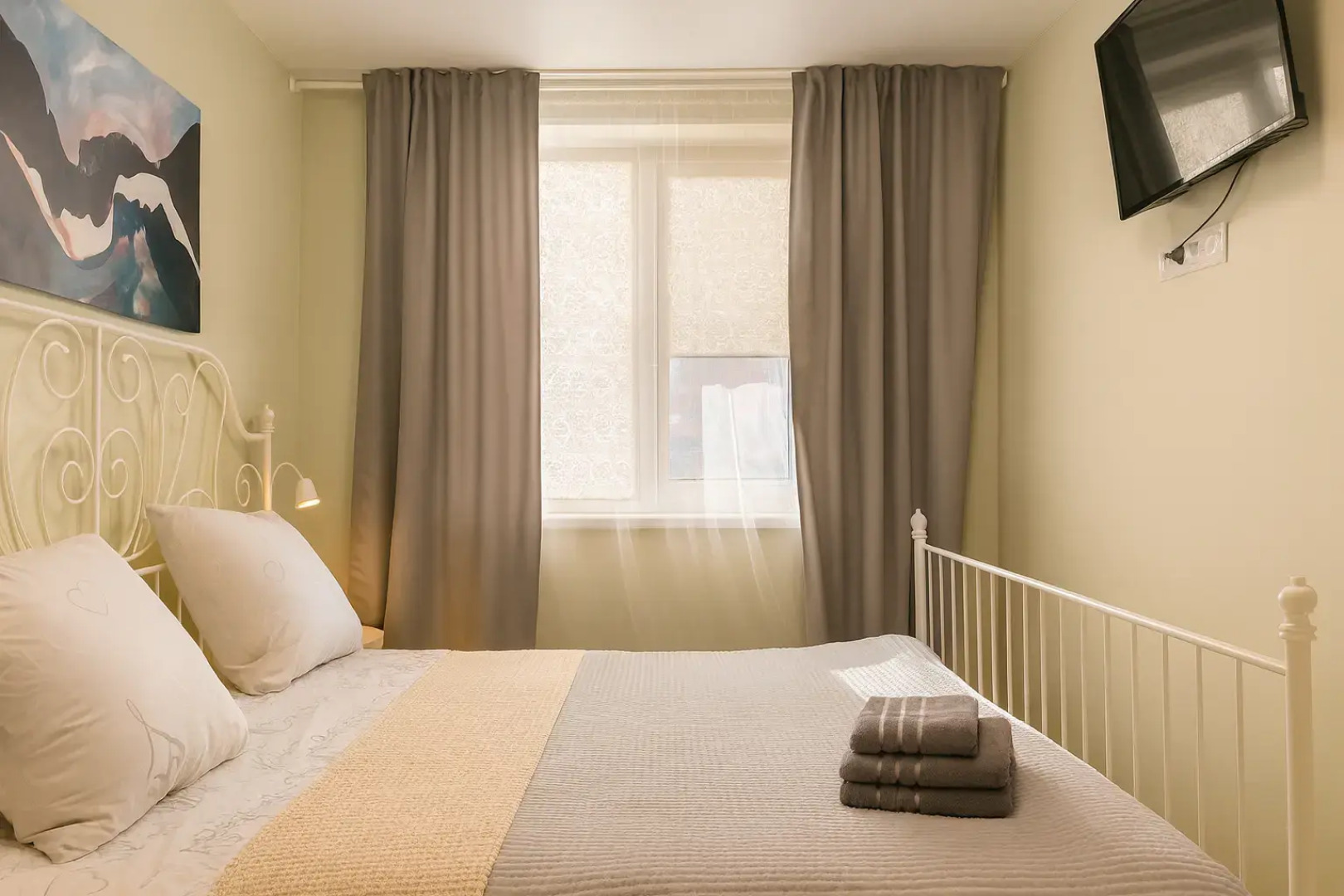 Квартира Двухкомнатная квартира в центре около ТЦ НЕБО от Уют и Комфорт