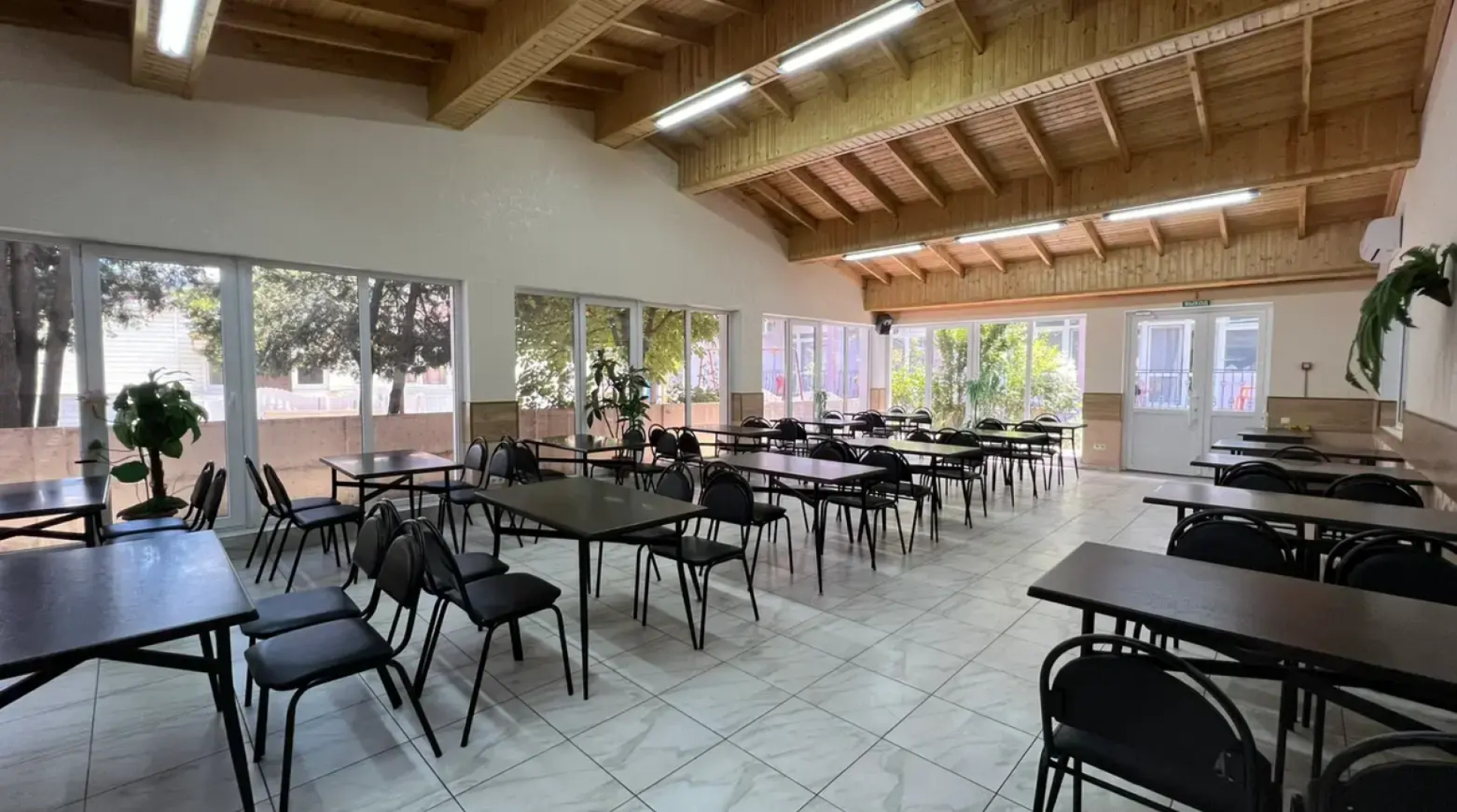 Отель Юпитер