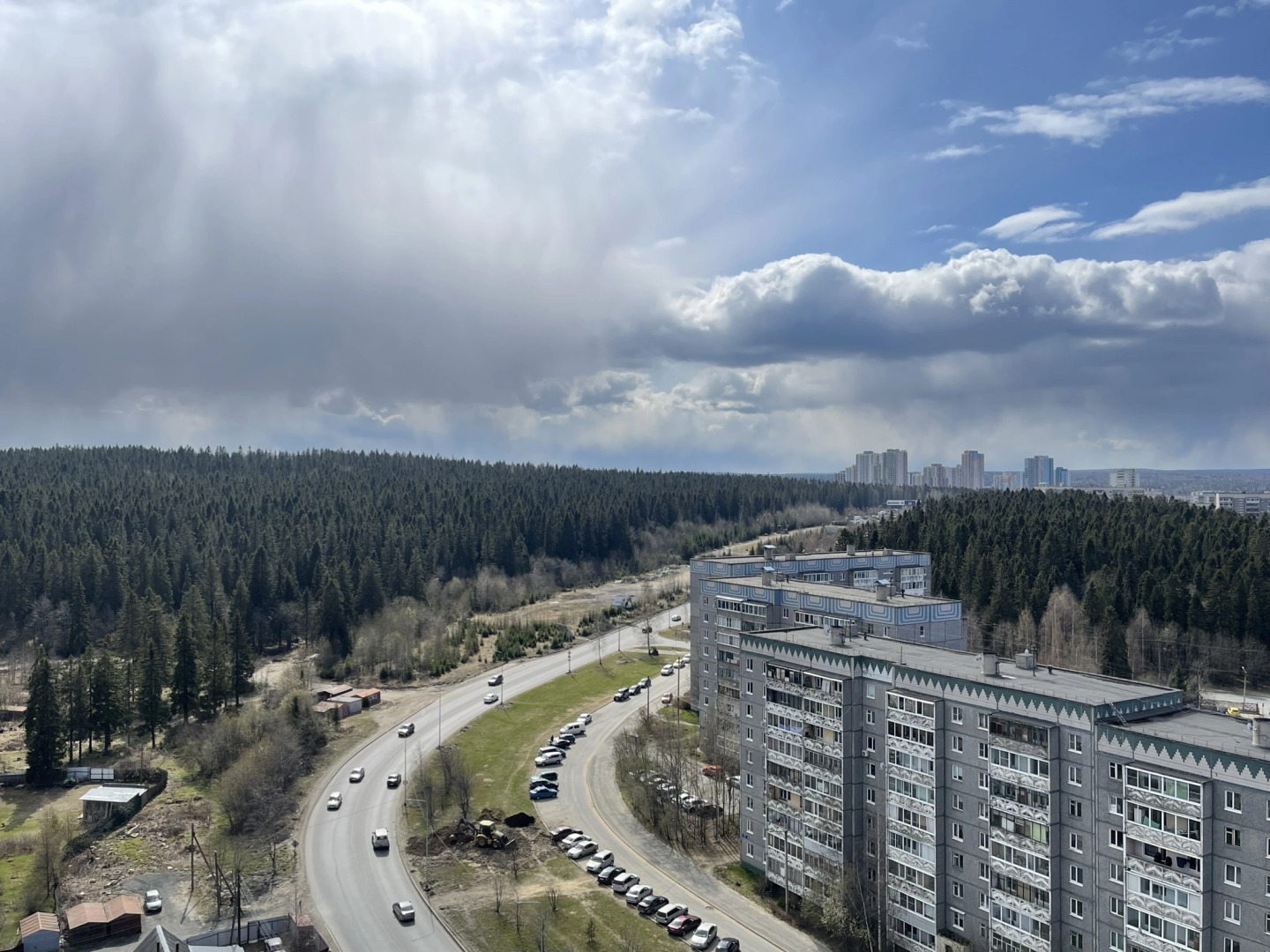 Апартаменты Та самая квартира в самом высоком доме города на 17-м этаже
