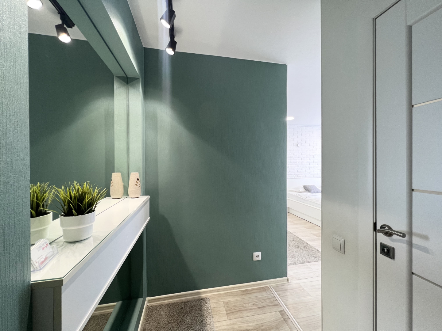 Апартаменты Торайгырова 28