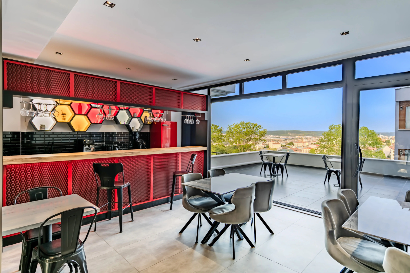 Intercity Airport Hotel