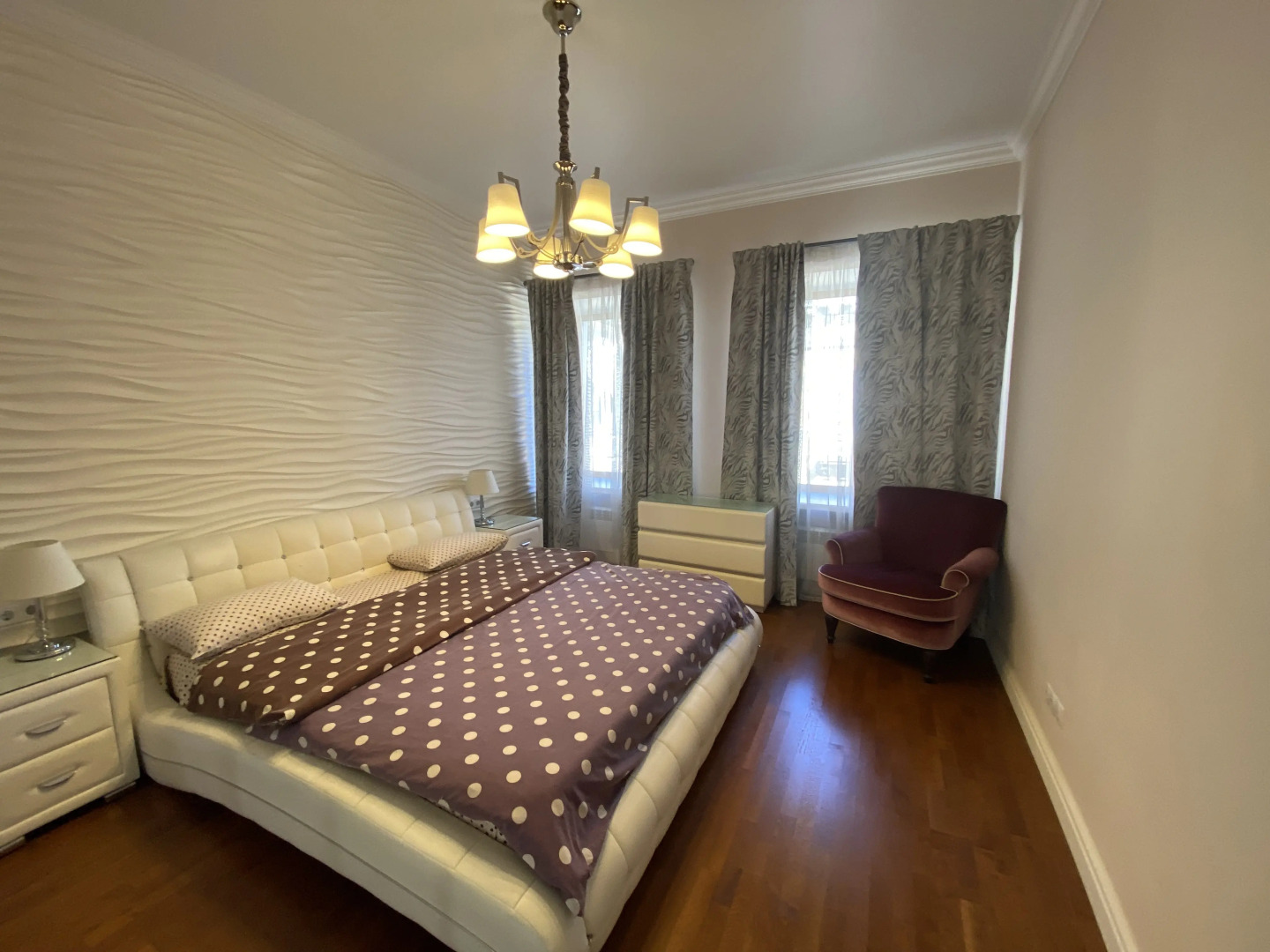 Апартаменты White House на Большой Морской Улице 11