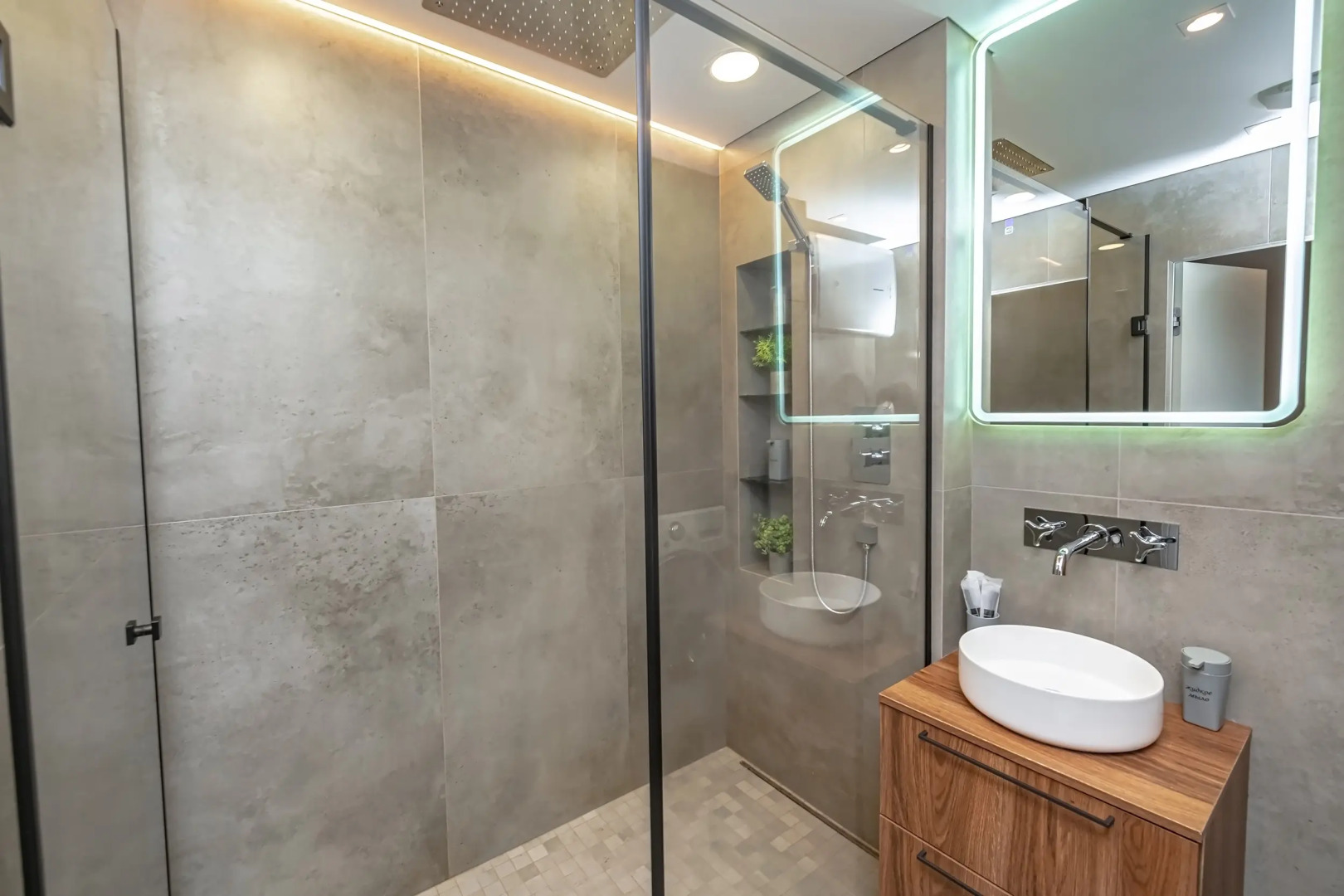 Апартаменты TopHouse на Жигура 26