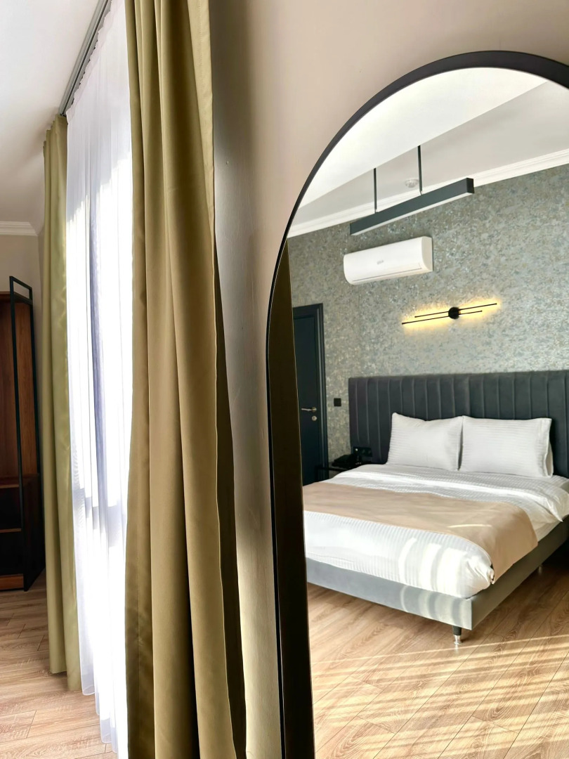 Lenora Airport Hotel