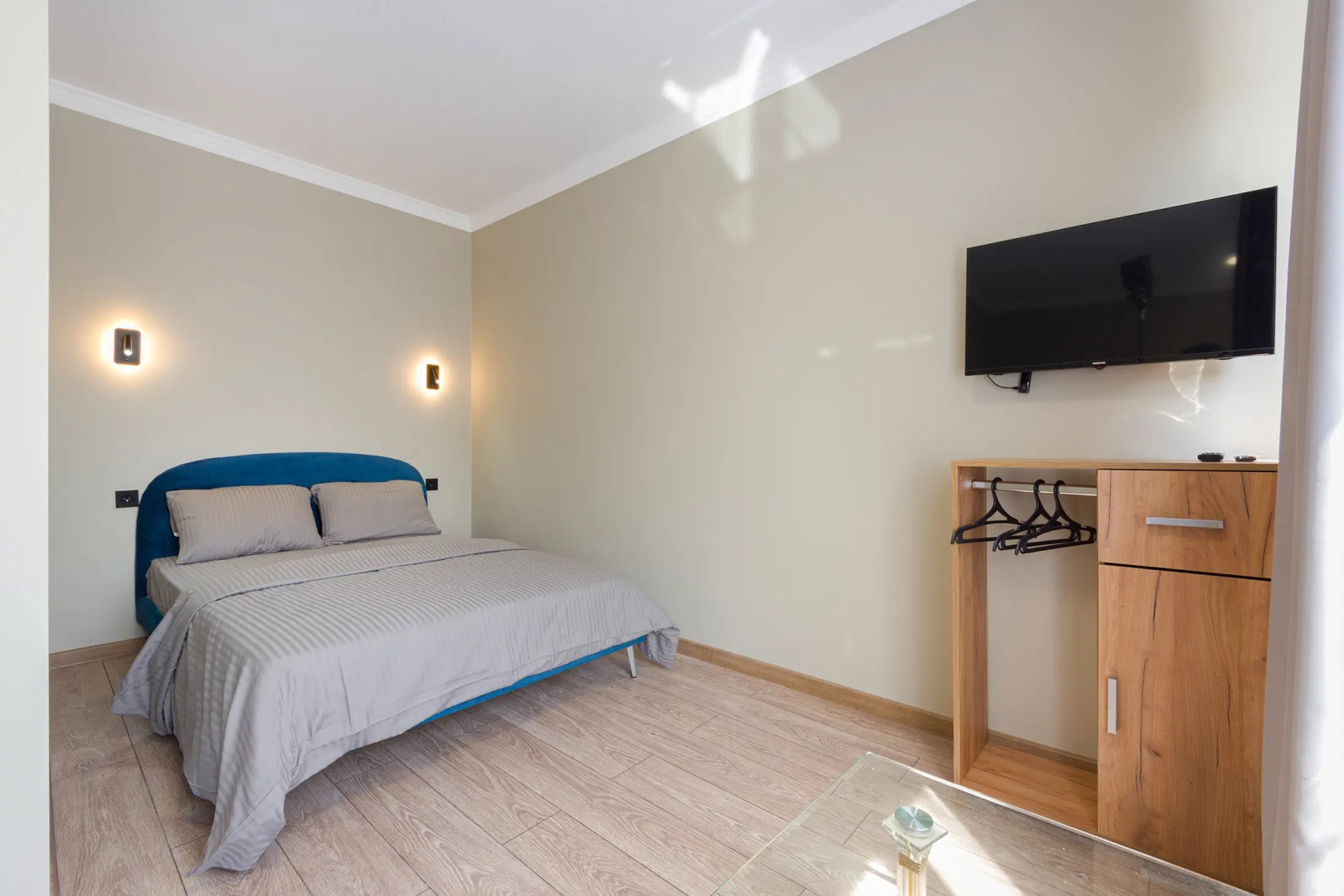 Частный Дом ШикаЛад Кмв с Зоной Отдыха на Улице