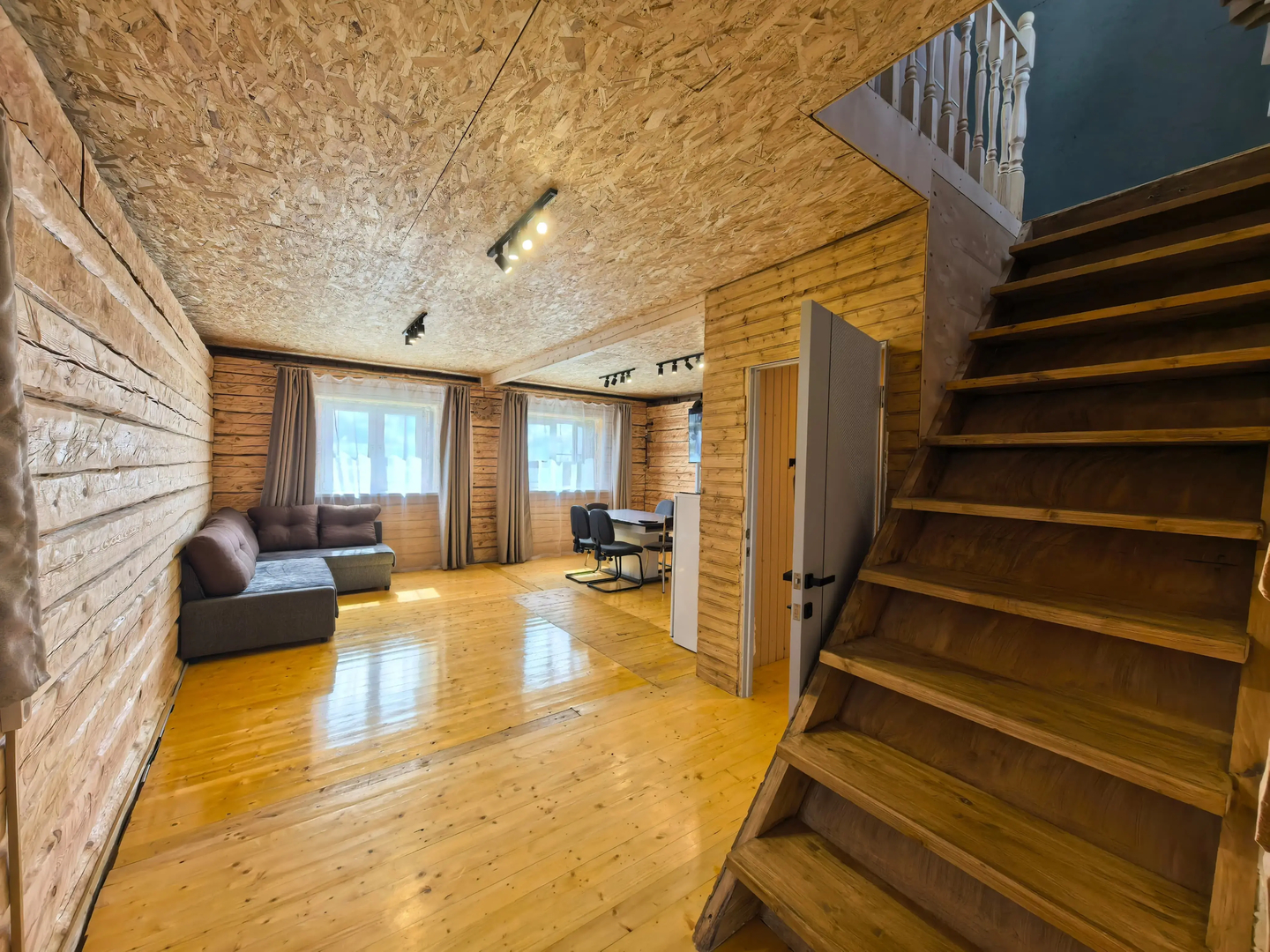 Частный дом Новый 6 местный у озера