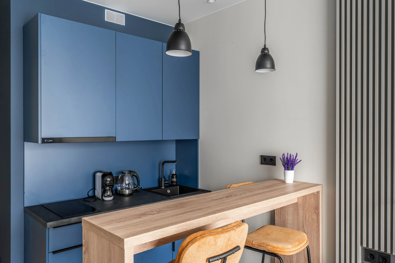 Apartment GLOBALSTAY. Новая студия Ладожский Авенир 10 мин м. Ладожская