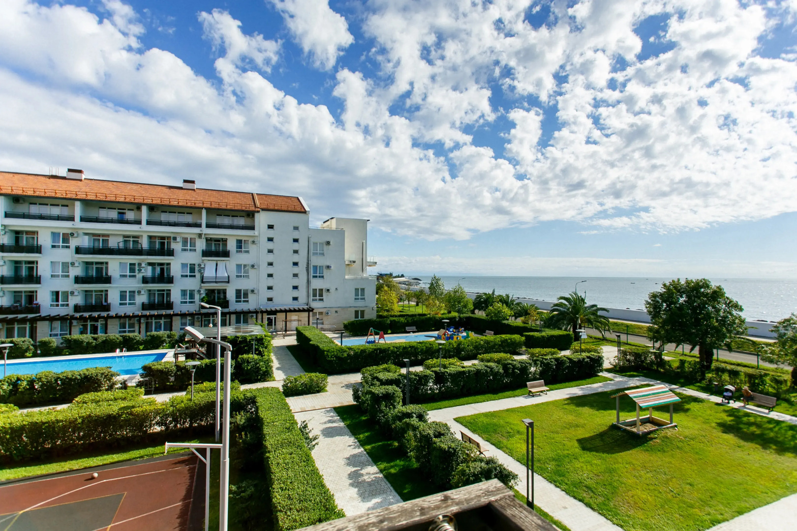 Апартаменты в Имеретинском на Парусной 23