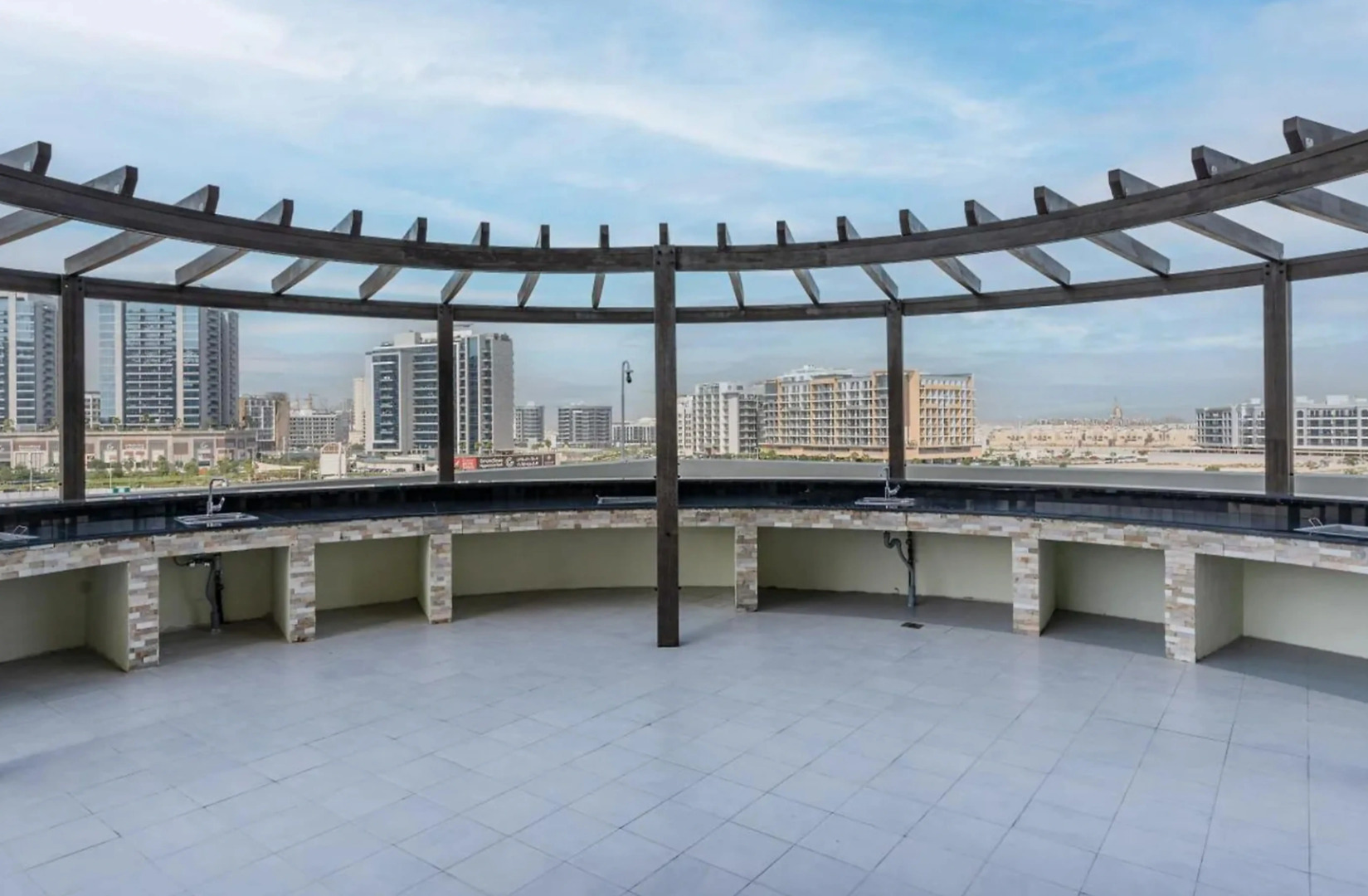 Apartments Elite Lux Holiday Homes - Jewelz Residences Studio in Arjan