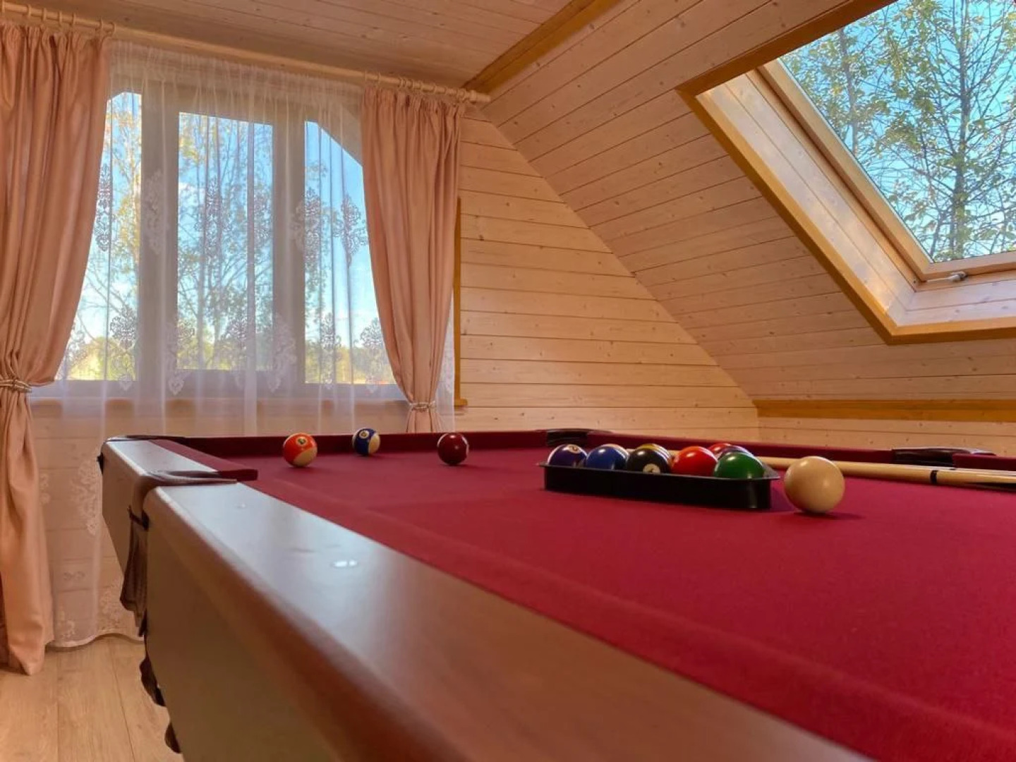 Частный дом Дом возле Ясеня