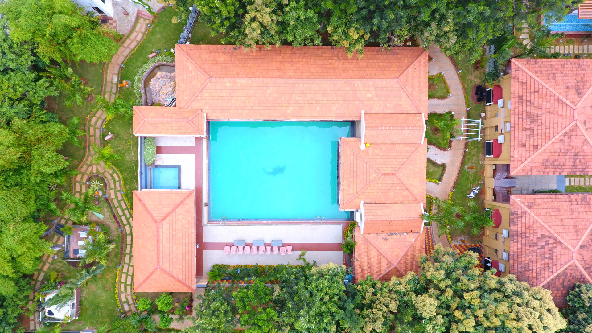 Отель Jalmahal Resort & Spa