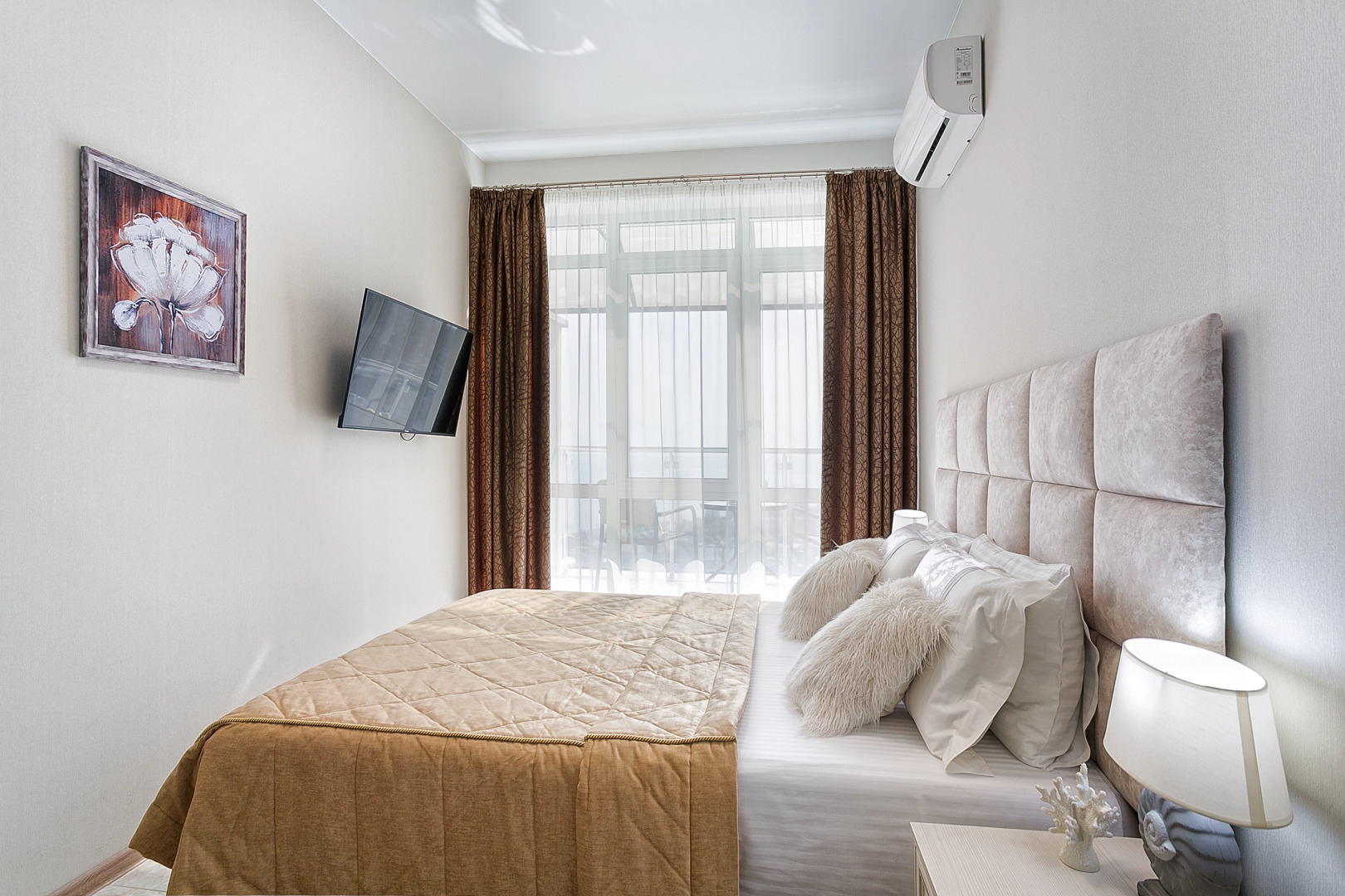 Апартаменты Щорса 42