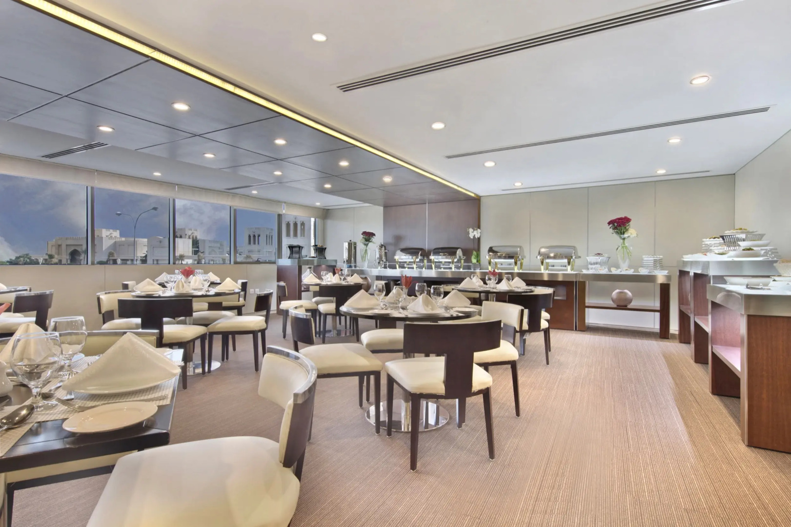 Отель The Curve