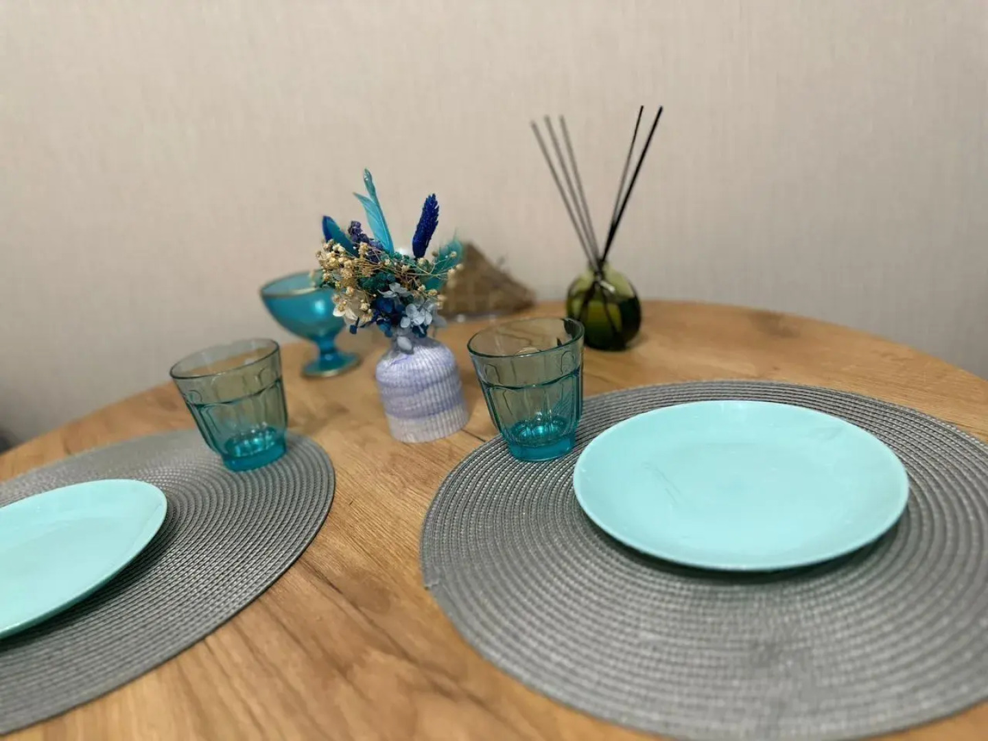 Апартаменты двухкомнатные на проспекте Куприна 30к9