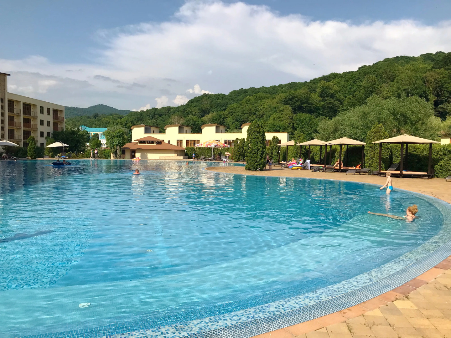 Апартаменты в Клубном поселке Резиденция солнца