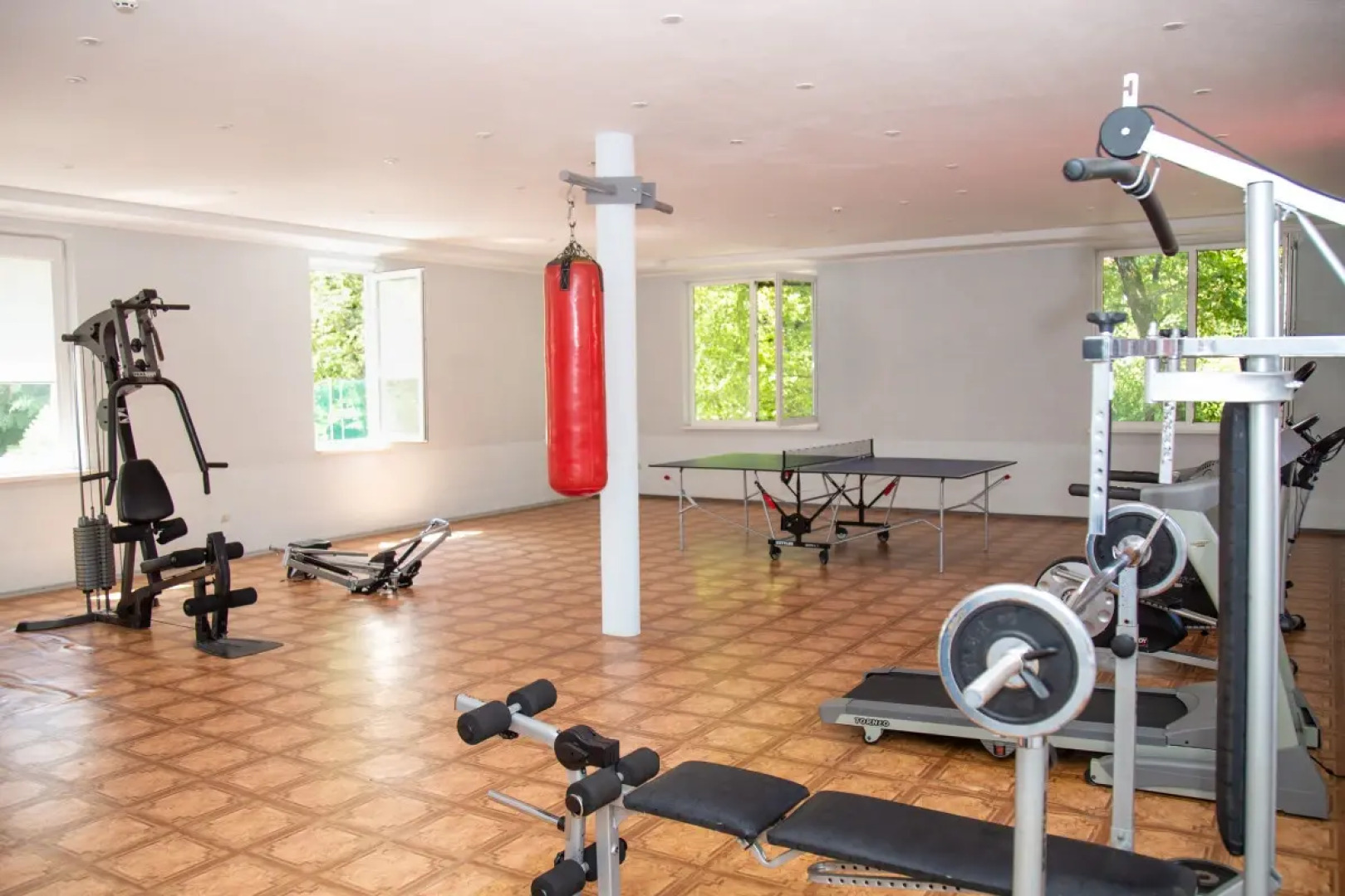 Курортный отель Ателика Сокол