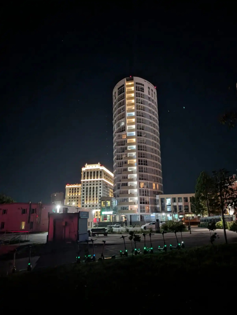 Квартира Волжский бриз Видовая 3-х комнатная на набережной в центре города