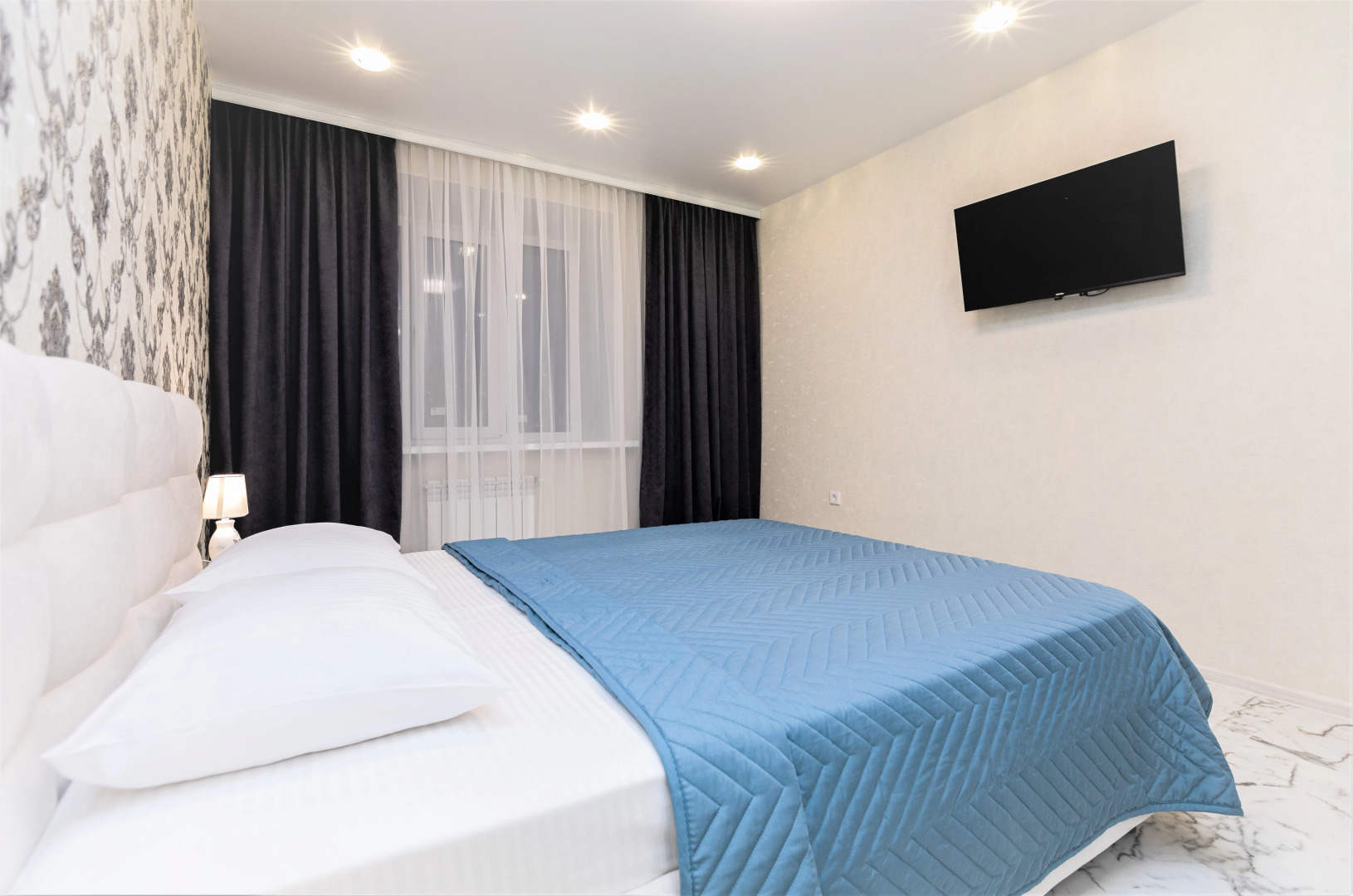 2-к. полноценная квартира, класса люкс, с панорамой на храмовый комплекс