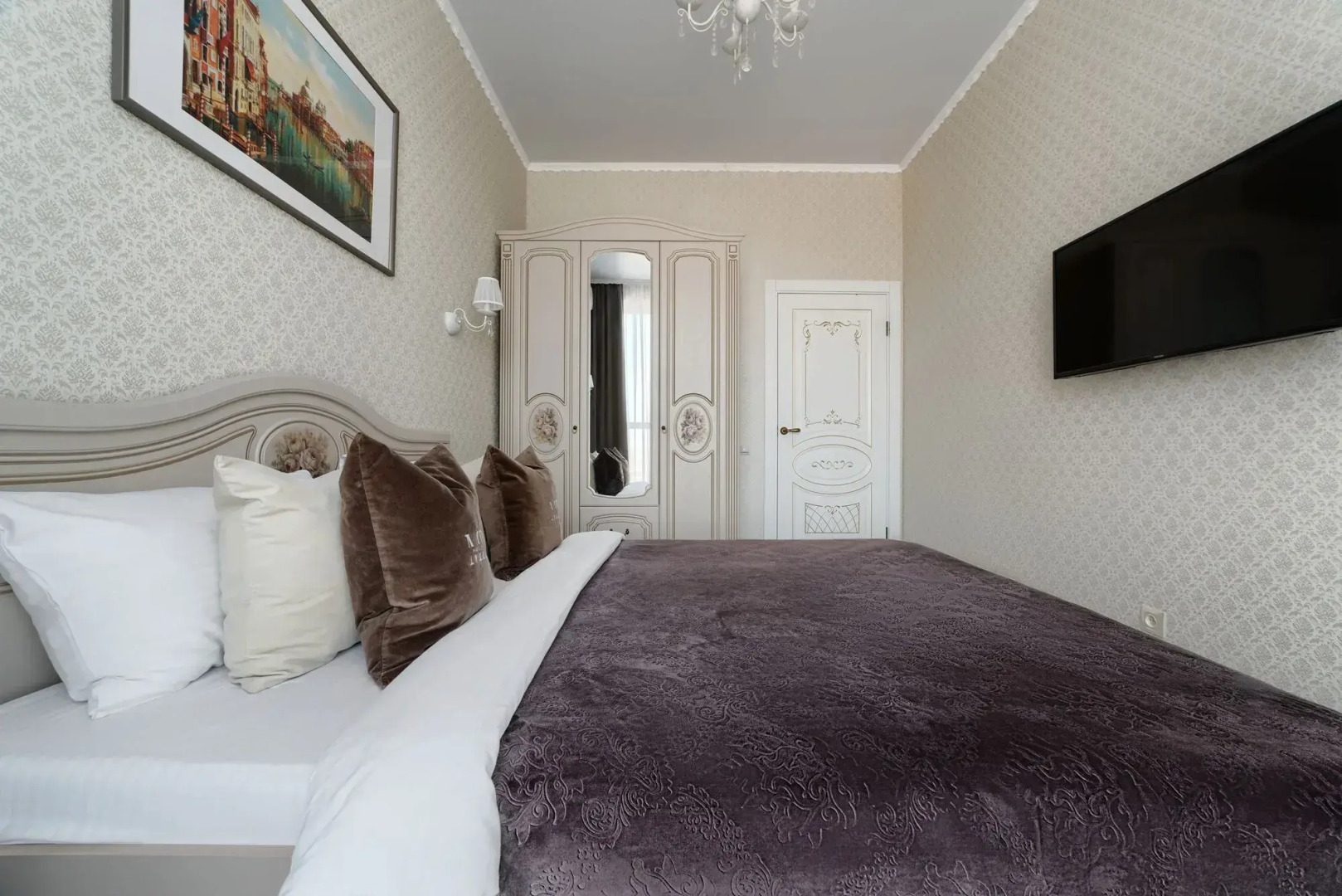 Роскошные Апартаменты ЖК Романов