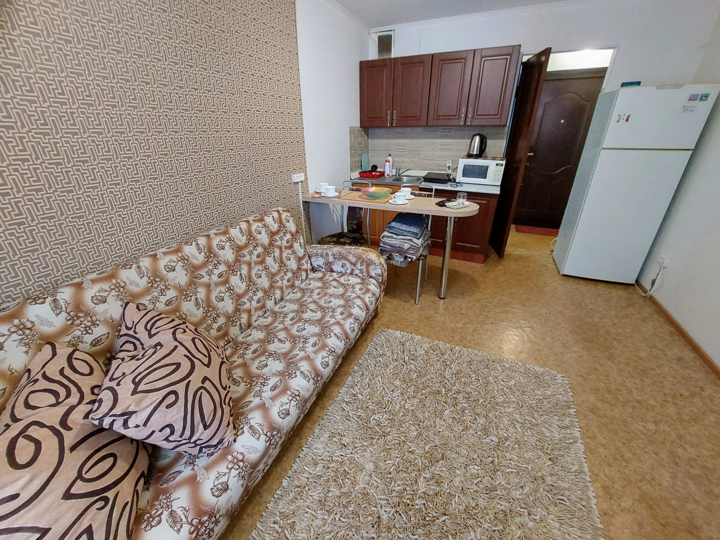 Апартаменты Студия у ТЦ Колумб