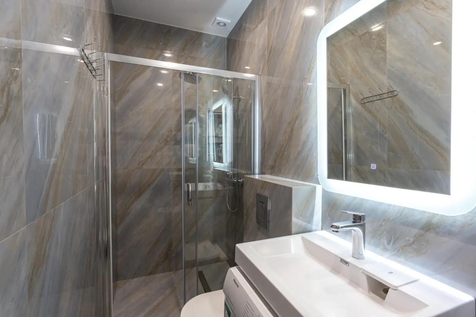 Квартира Армара 5