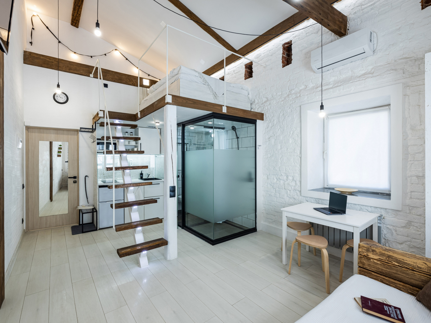 Апартаменты Лофт 1 Двухуровневые на Грузинской Улице 41А