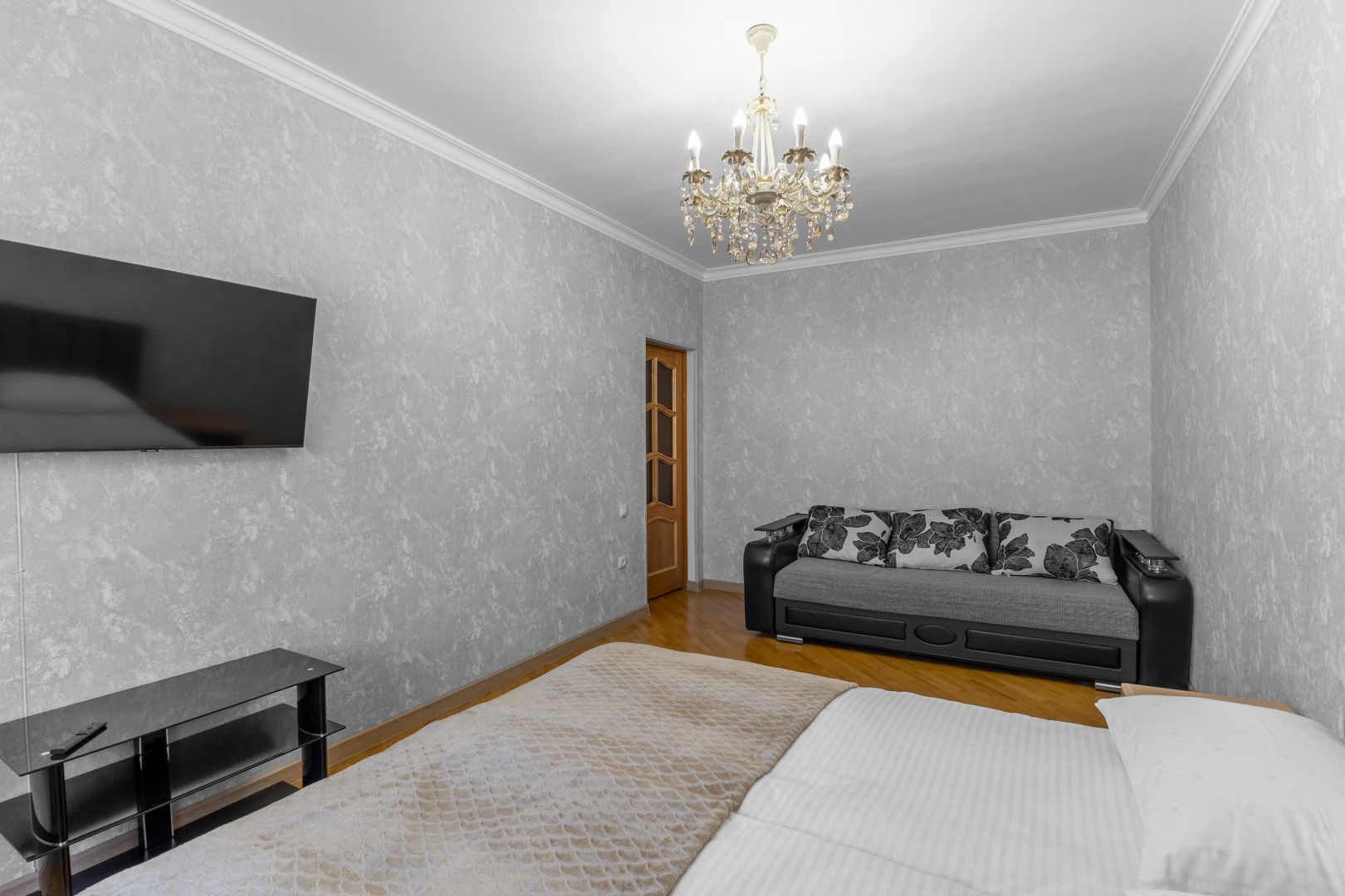 Квартира с обновлённым Ремонтом в закрытом дворе