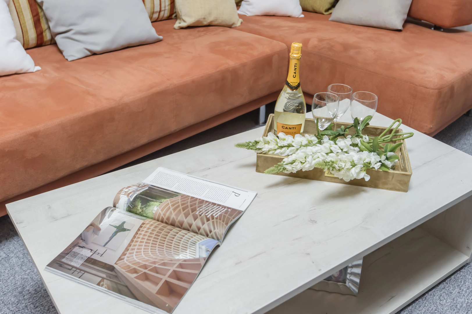 Квартира GM Apartments Стильная Трехкомнатная в центре рядом с МХАТ