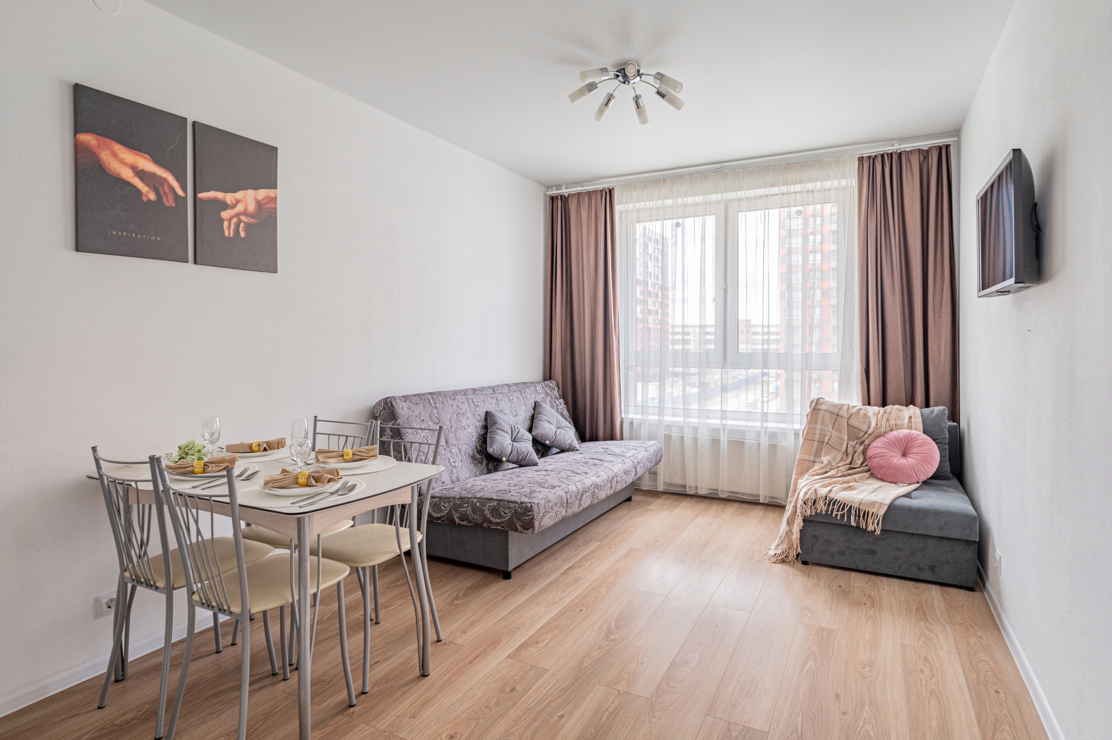 Апартаменты 36 на проспекте Космонавтов 11В