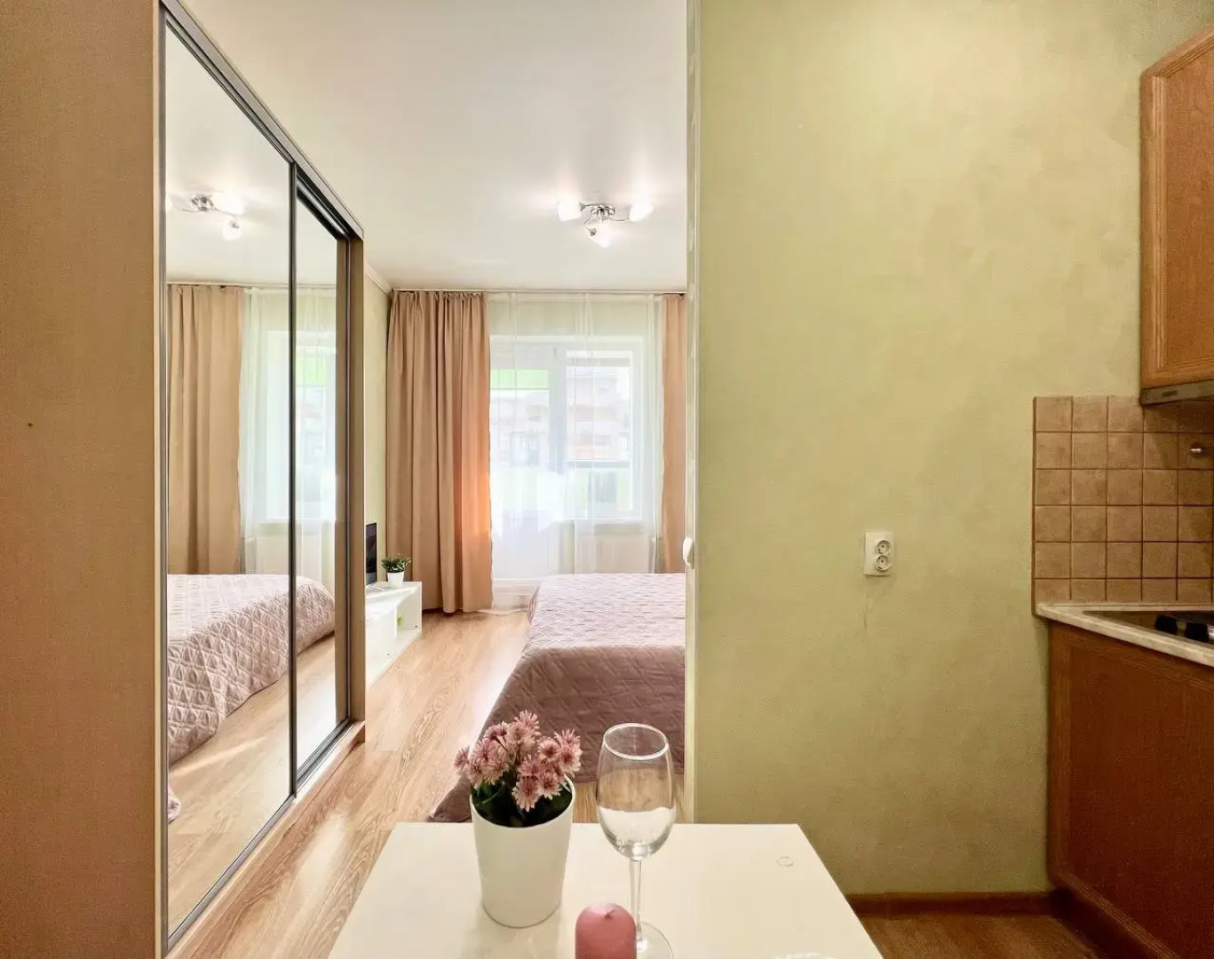 Квартира у метро Пионерская «Гости Дома» 1