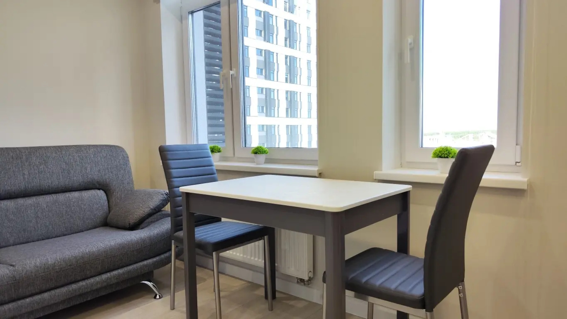 Апартаменты Panda Home в центре в ЖК Сердце Сибири