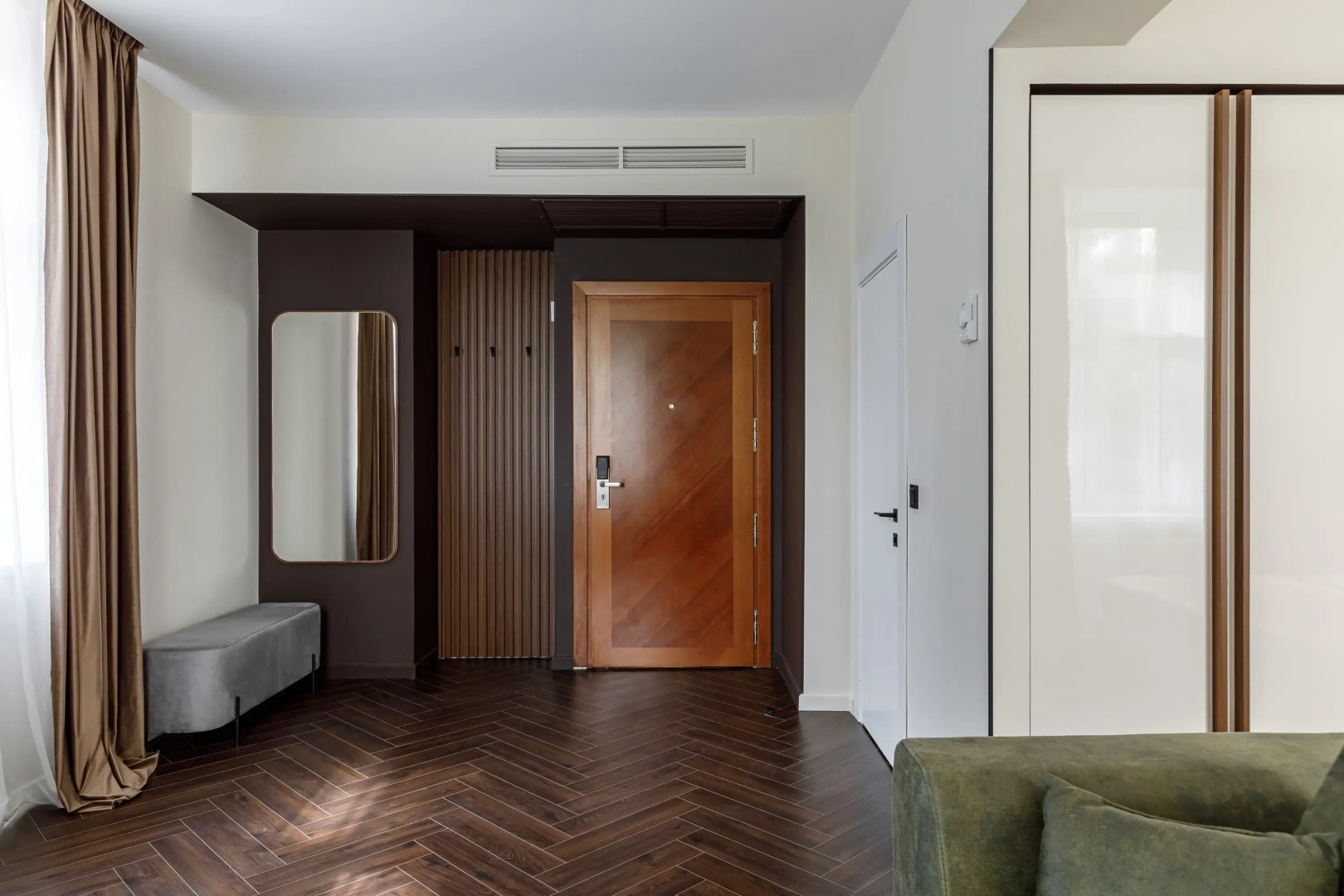 Отель Луна и лотос