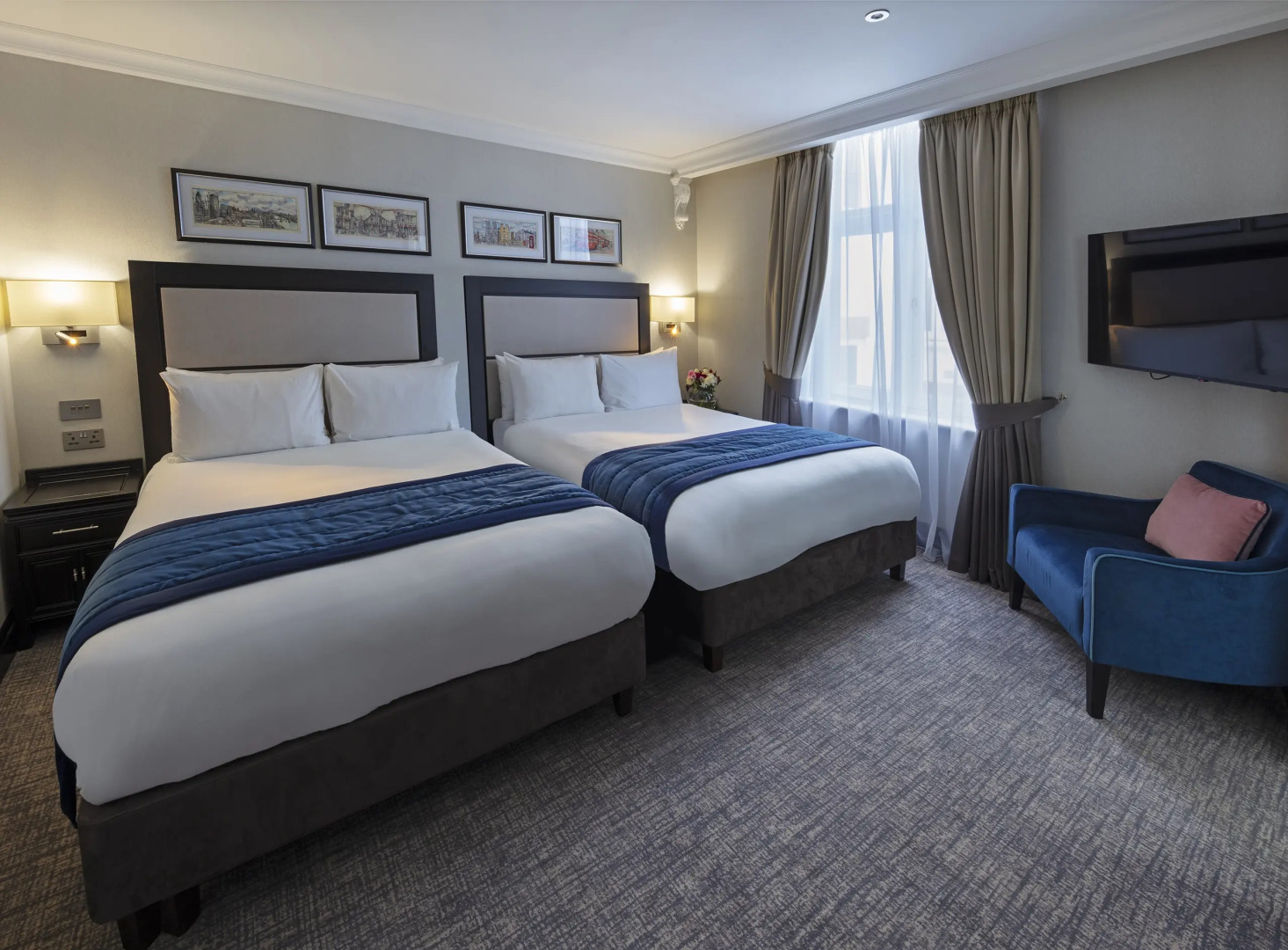 Wellington Hotel by Blue Orchid