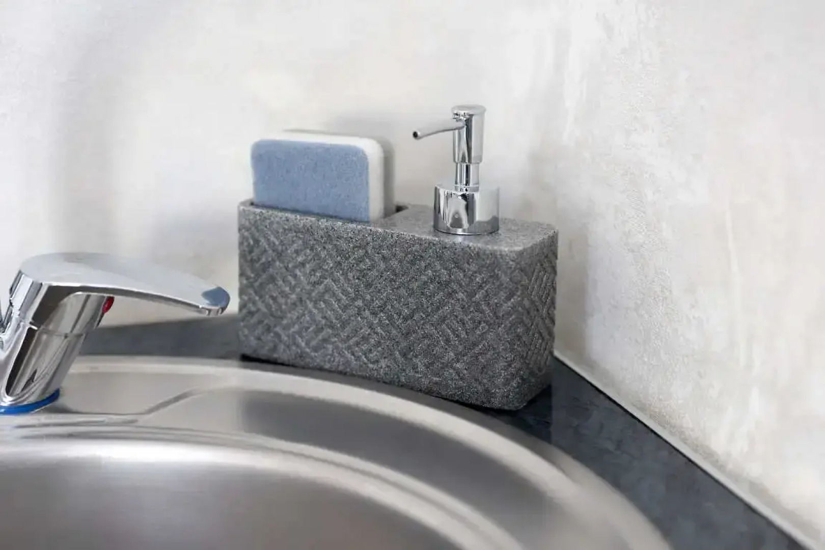 Апартаменты Пичугина 6 (2)