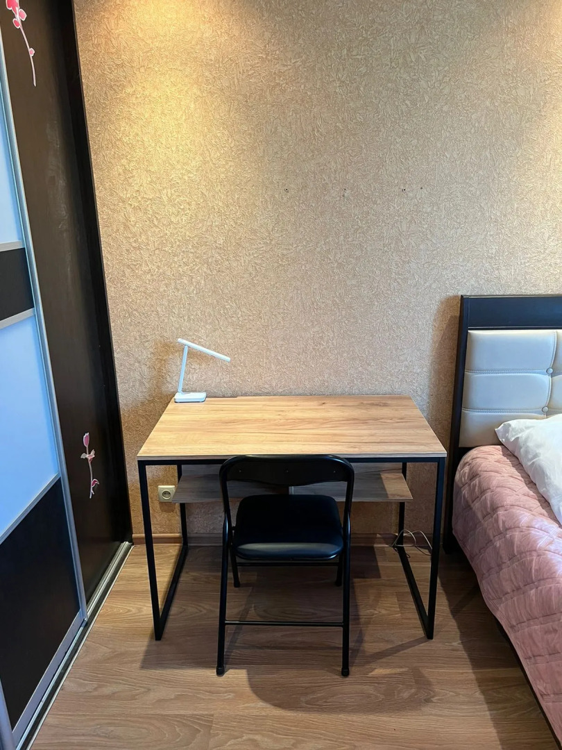 Апартаменты 13-й микрорайон 28