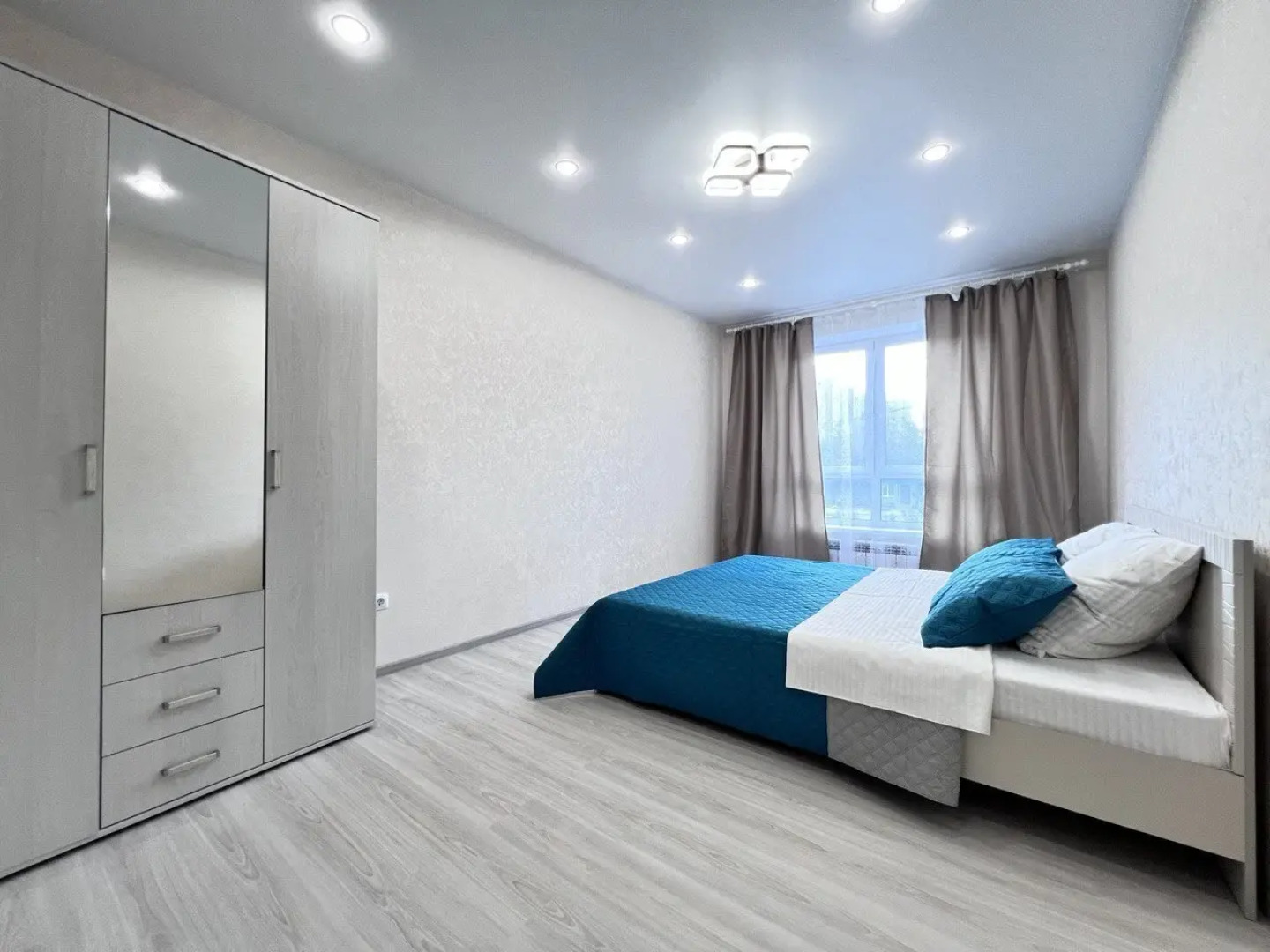 Квартира Двухкомнатная на Улице Генерала Родина 66Ак1