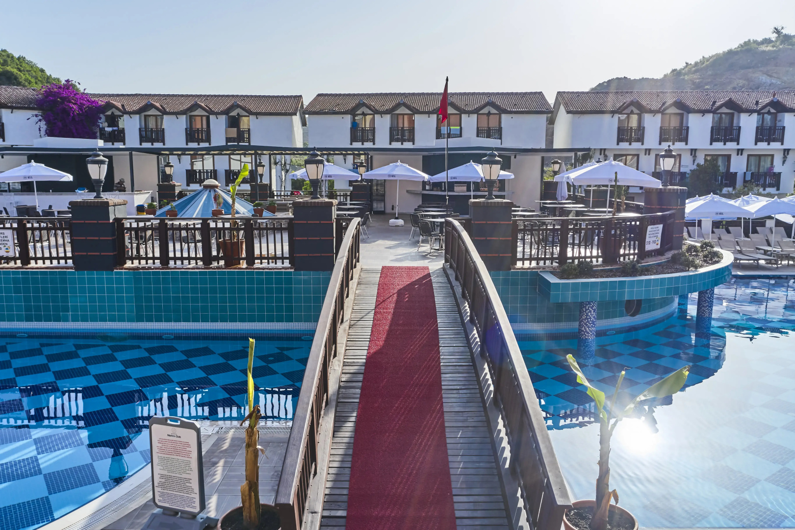 Отель NoxInn Club