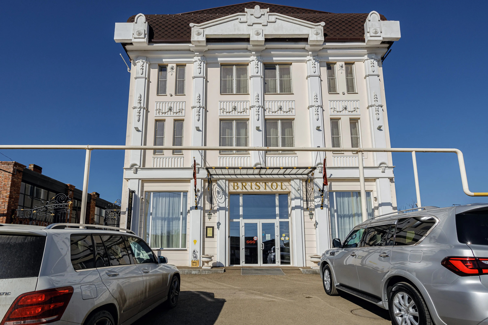 Отель Бристоль