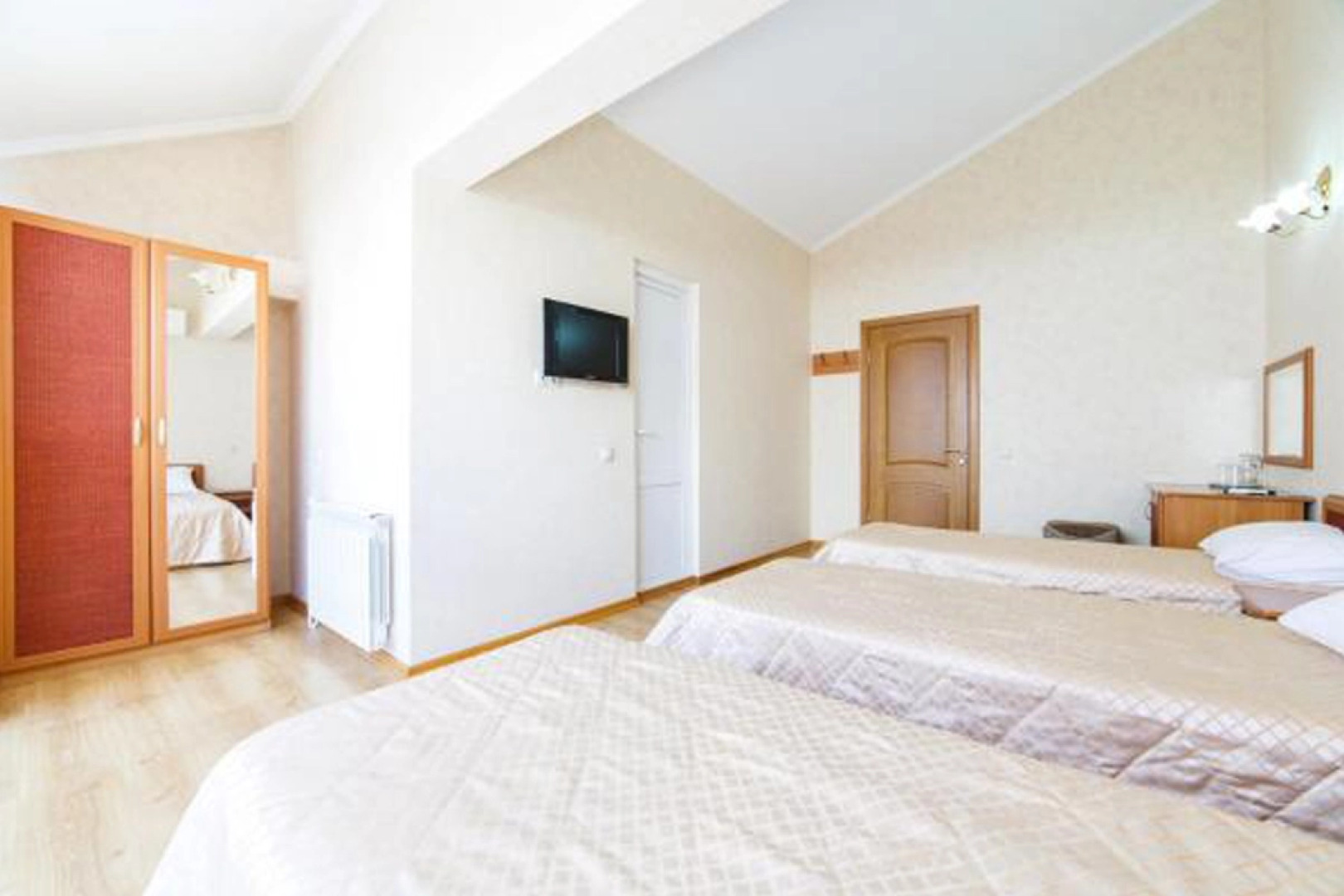 Гостевой Дом Лаура