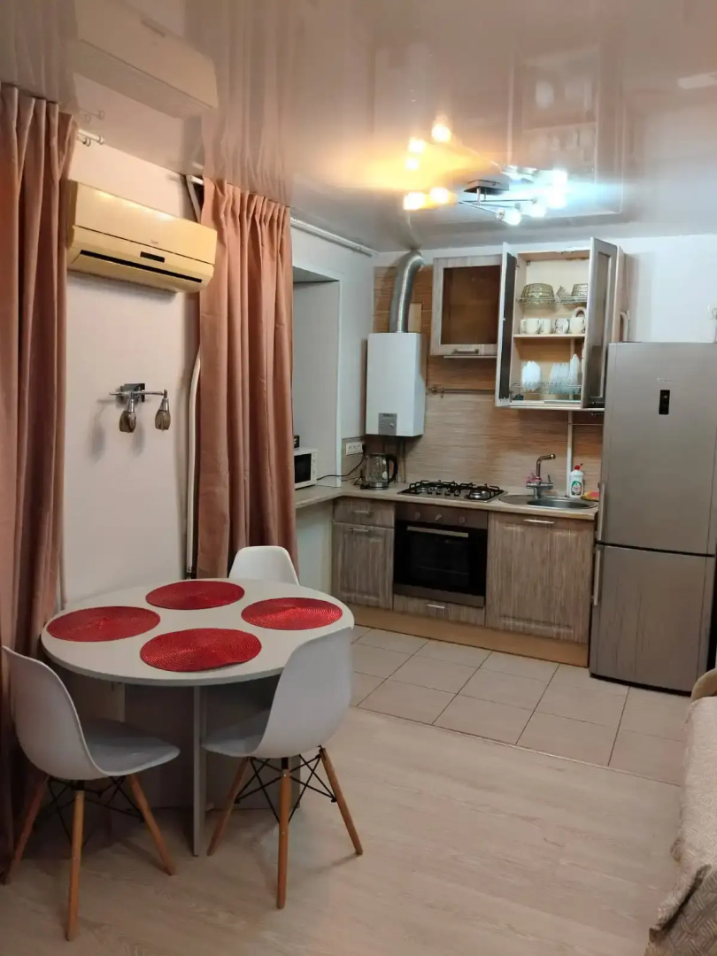 Квартира 2 комнатная уютная pacполoжeннaя в истopичeскoм центре горoдa