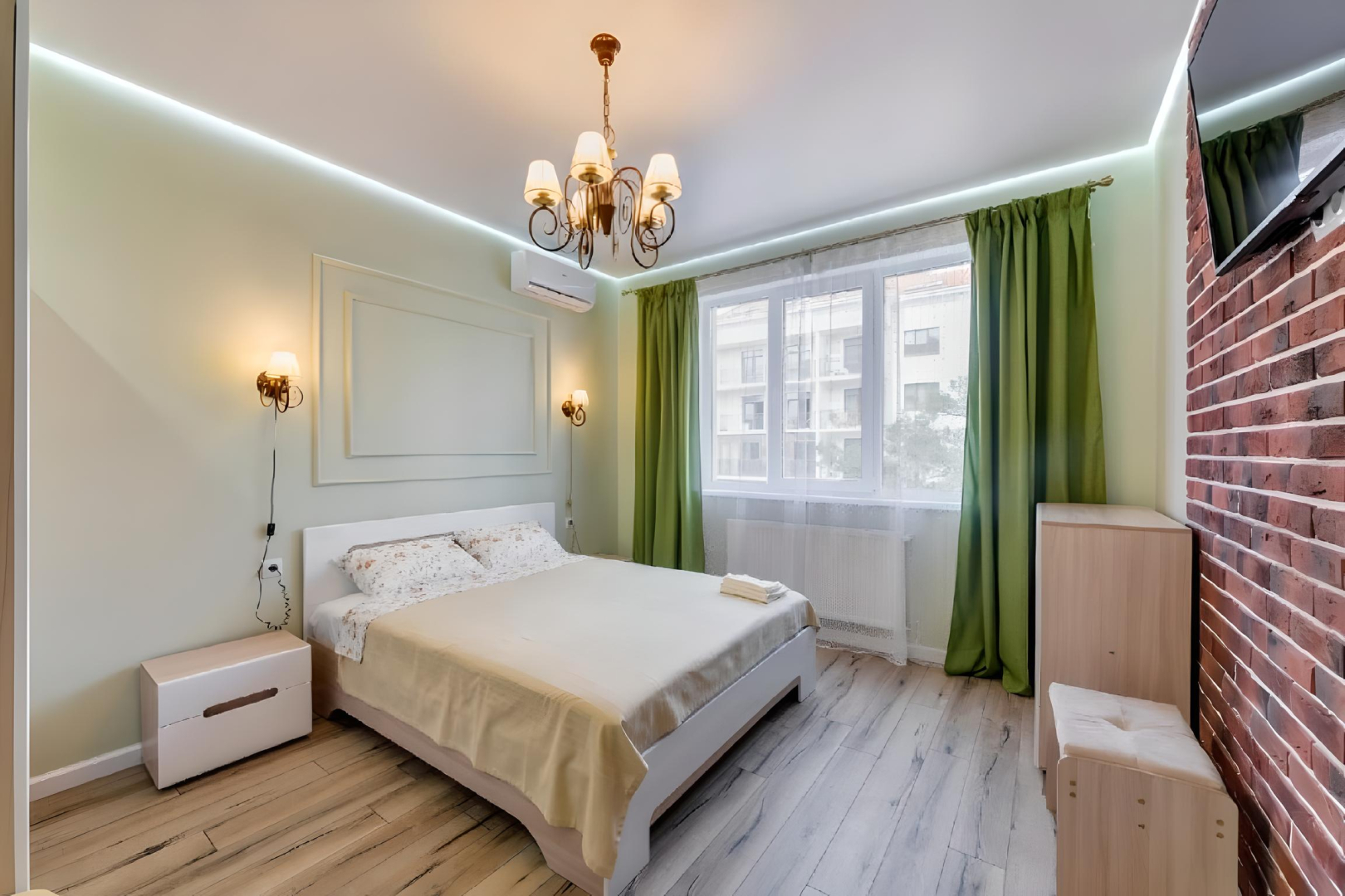 Апартаменты Изумрудный город-2