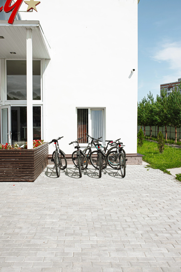 Отель Веряжский